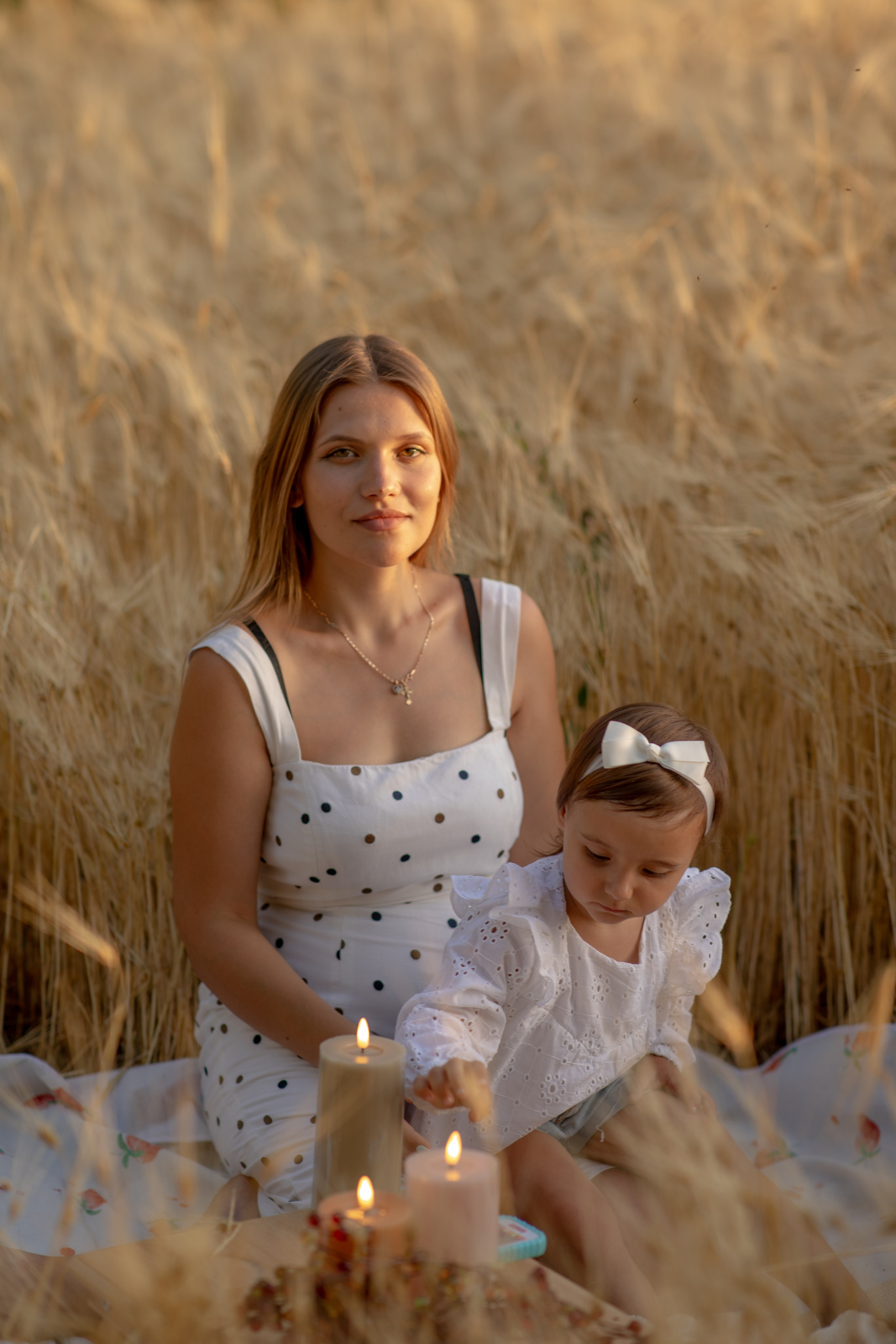Family photo Maria si Elenica. N.D.photograph - fotograf de familie și portrete în Republica Moldova