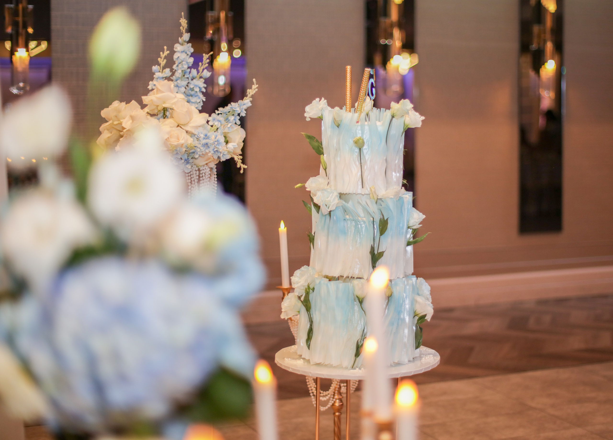 PRIVATE EVENTS & WEDDINGS. Food and Event Photographer