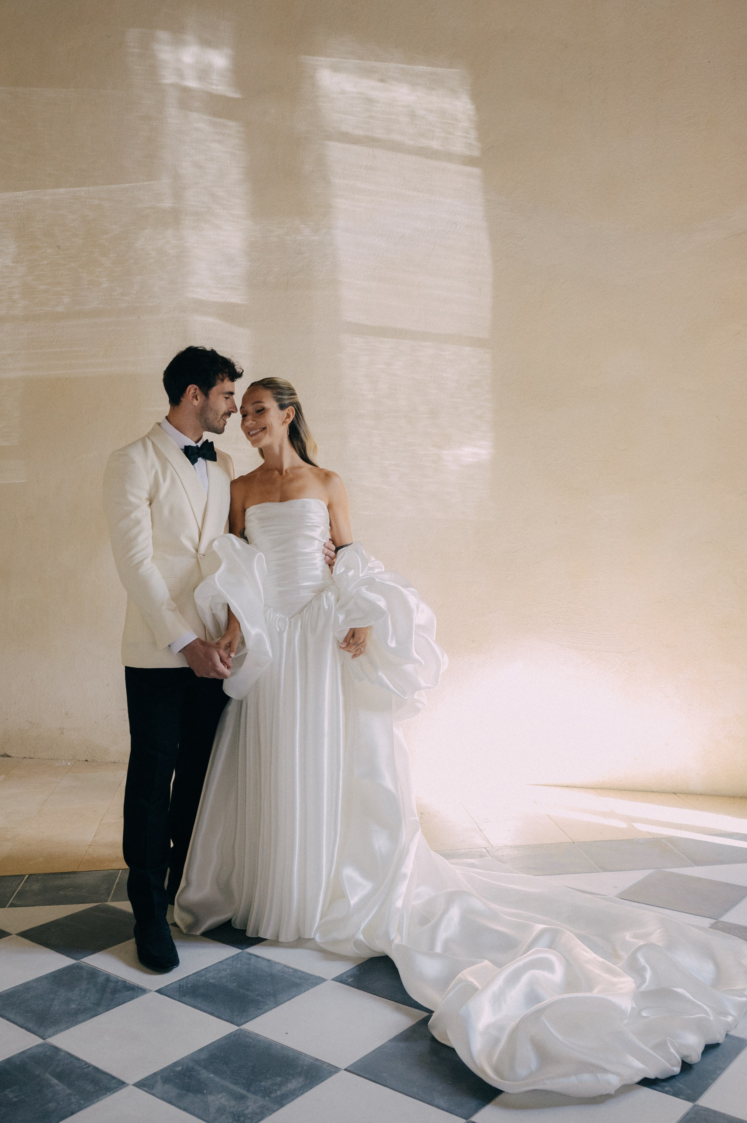 Paula and Tony. Wedding and commercial photographer