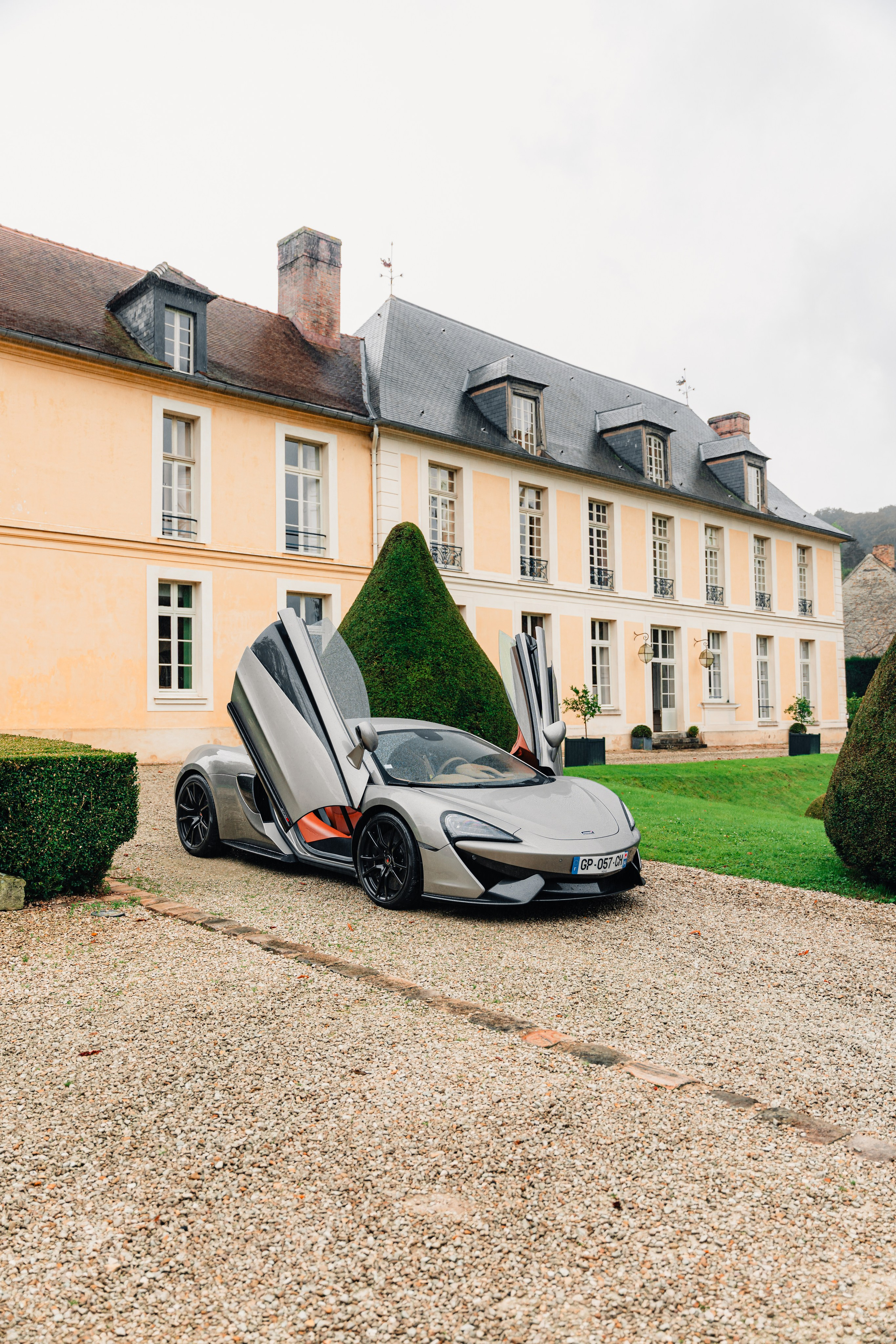 McLaren 570s. Photographe de voitures à Paris — Vitalii Motruk