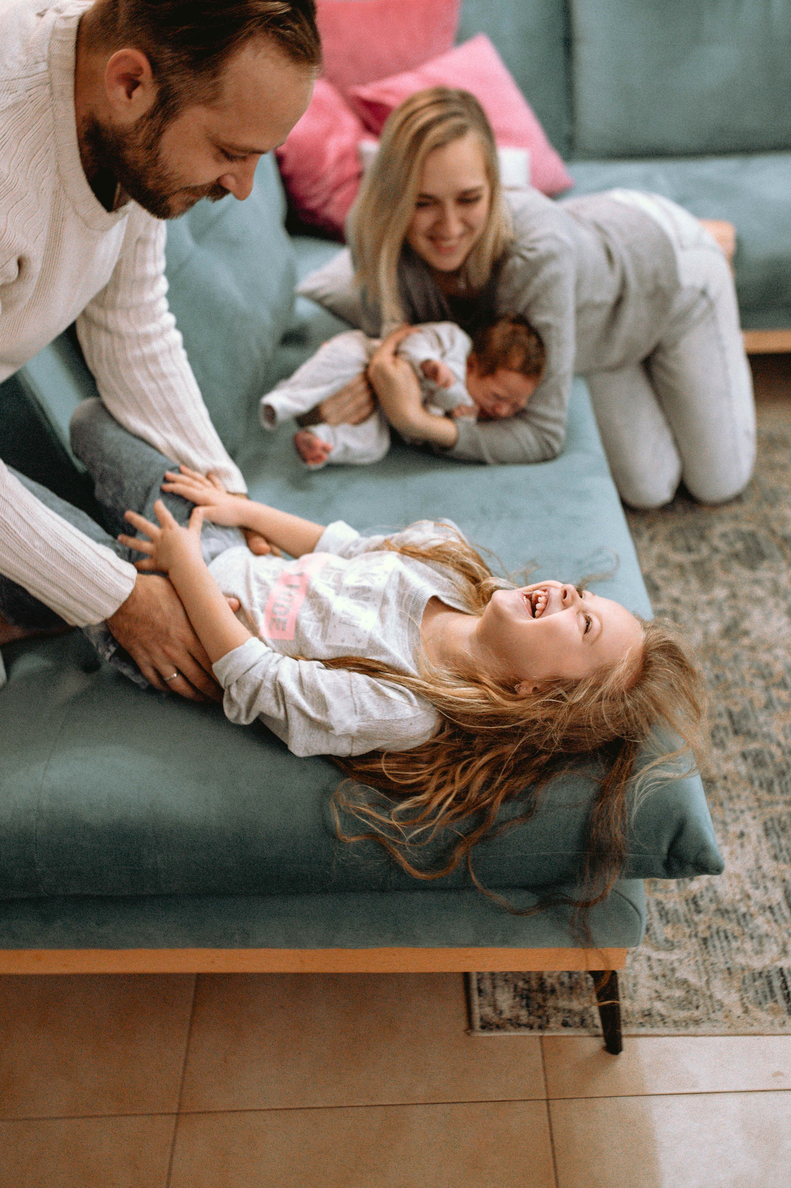 HOME PHOTOSESSION NEWBORN. Https://shi-photo.com/