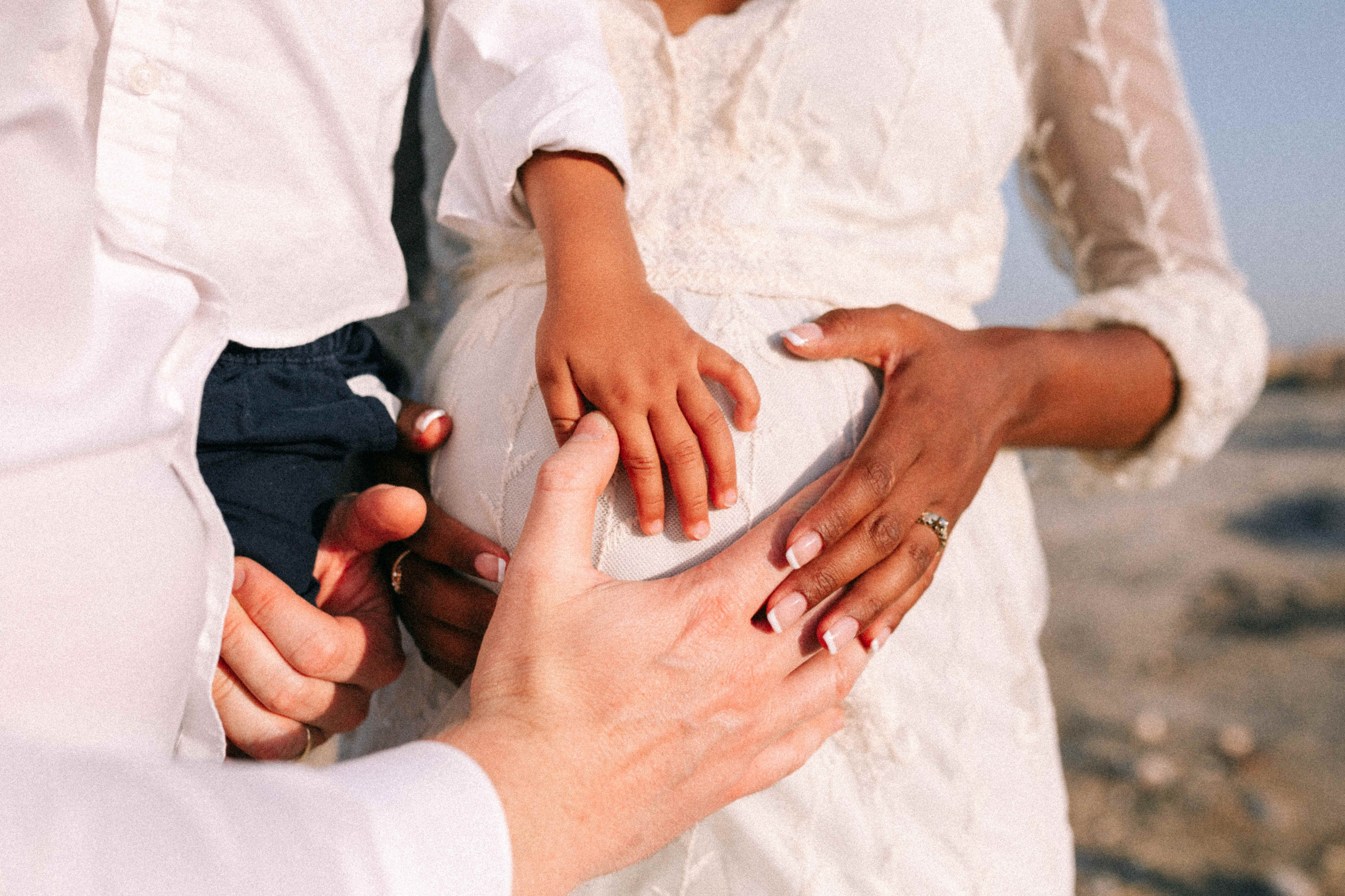 PHOTO SESSION IN THE DESERT NEAR MAALE ADUMIM. PHOTOGRAPHER IN ISRAEL
