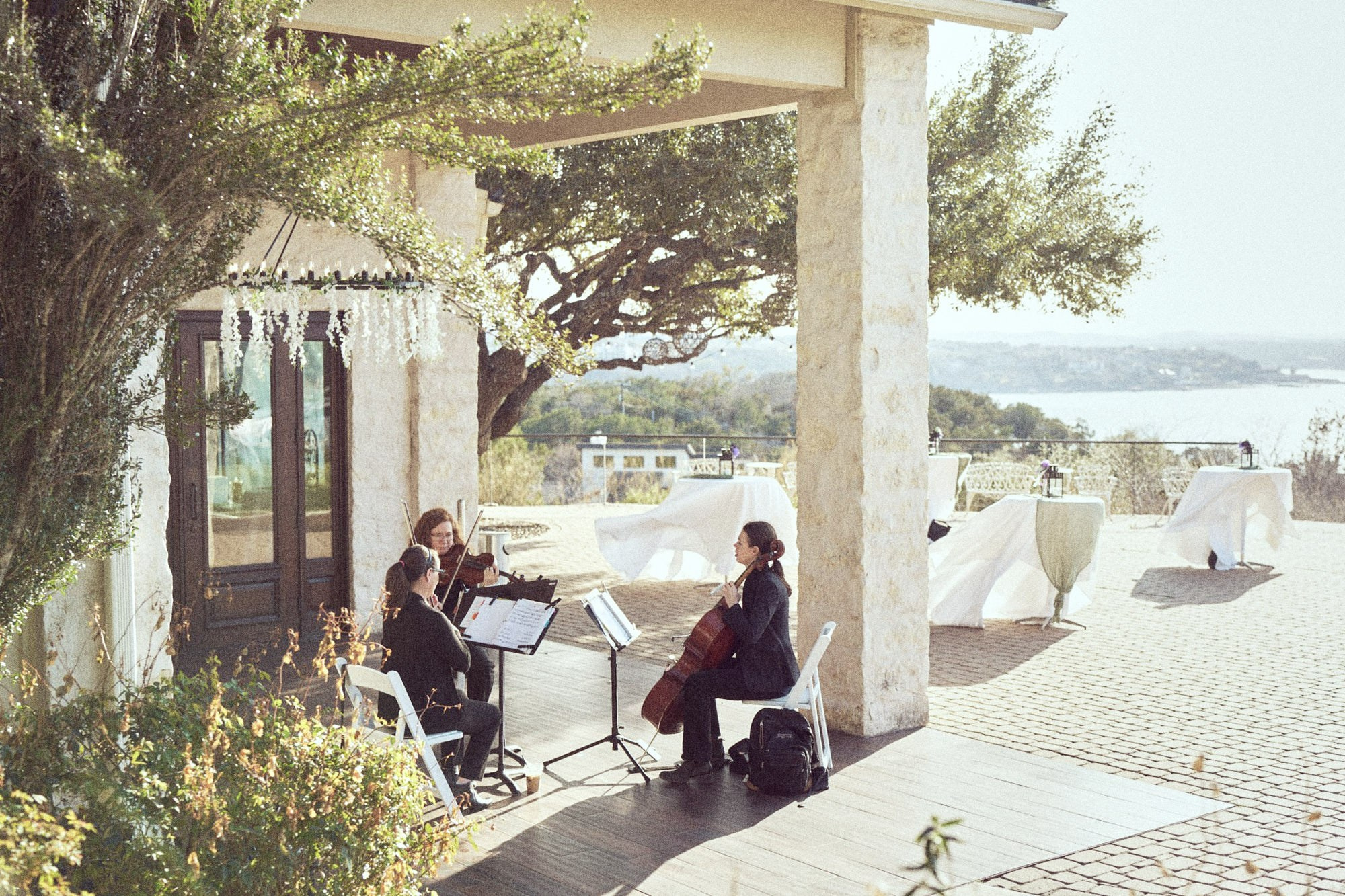 NYC wedding photographer. Alex Pedan Photography & Videography