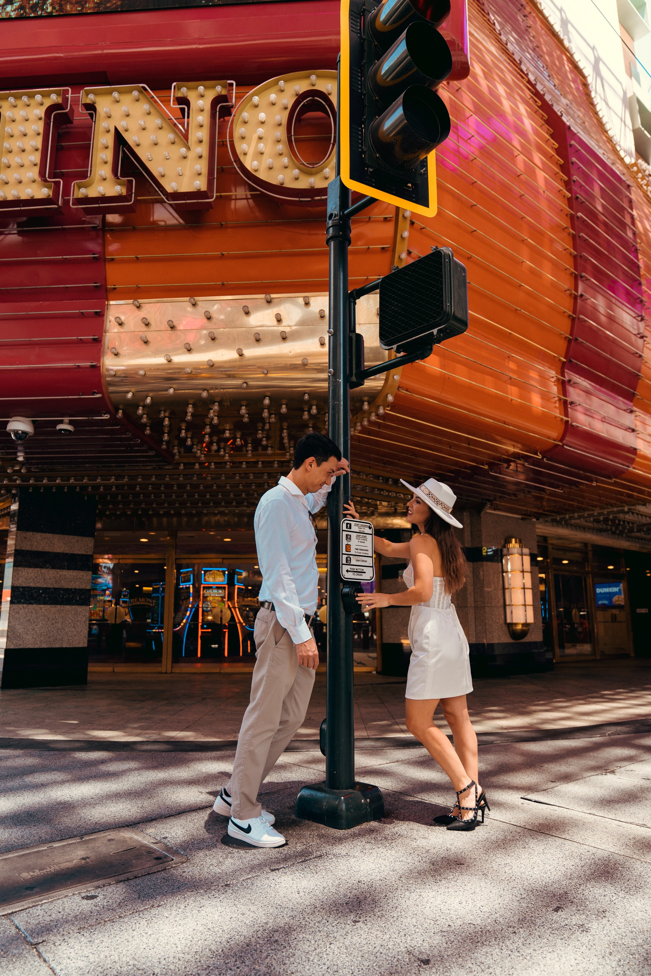 O&M. Wedding & elopement photographer Viktoriya Kravtsov. Las Vegas