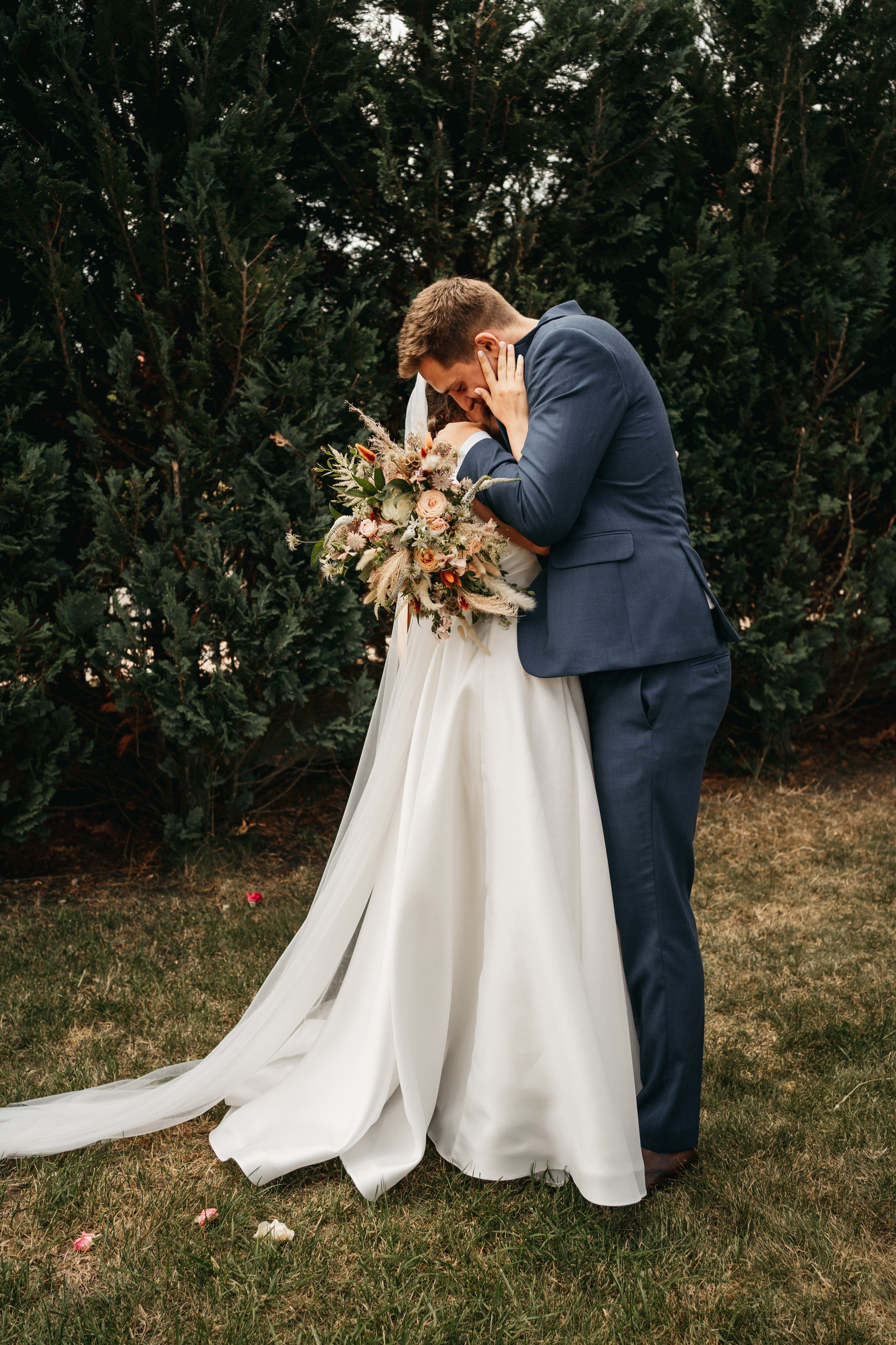 T & I. Fotograf Nunta Iasi - Hearts & Pictures