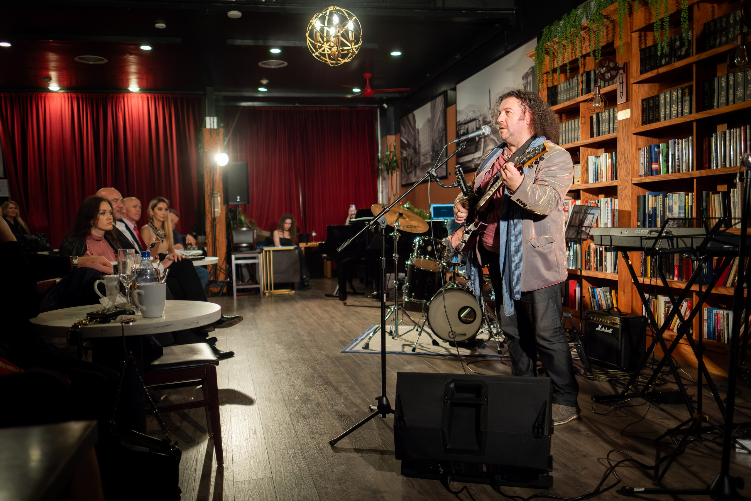 РОЖДЕСТВО / ЖЕНЯ БЕРКОВИЧ. Reportage concert portrait photography in the San Francisco Bay Area