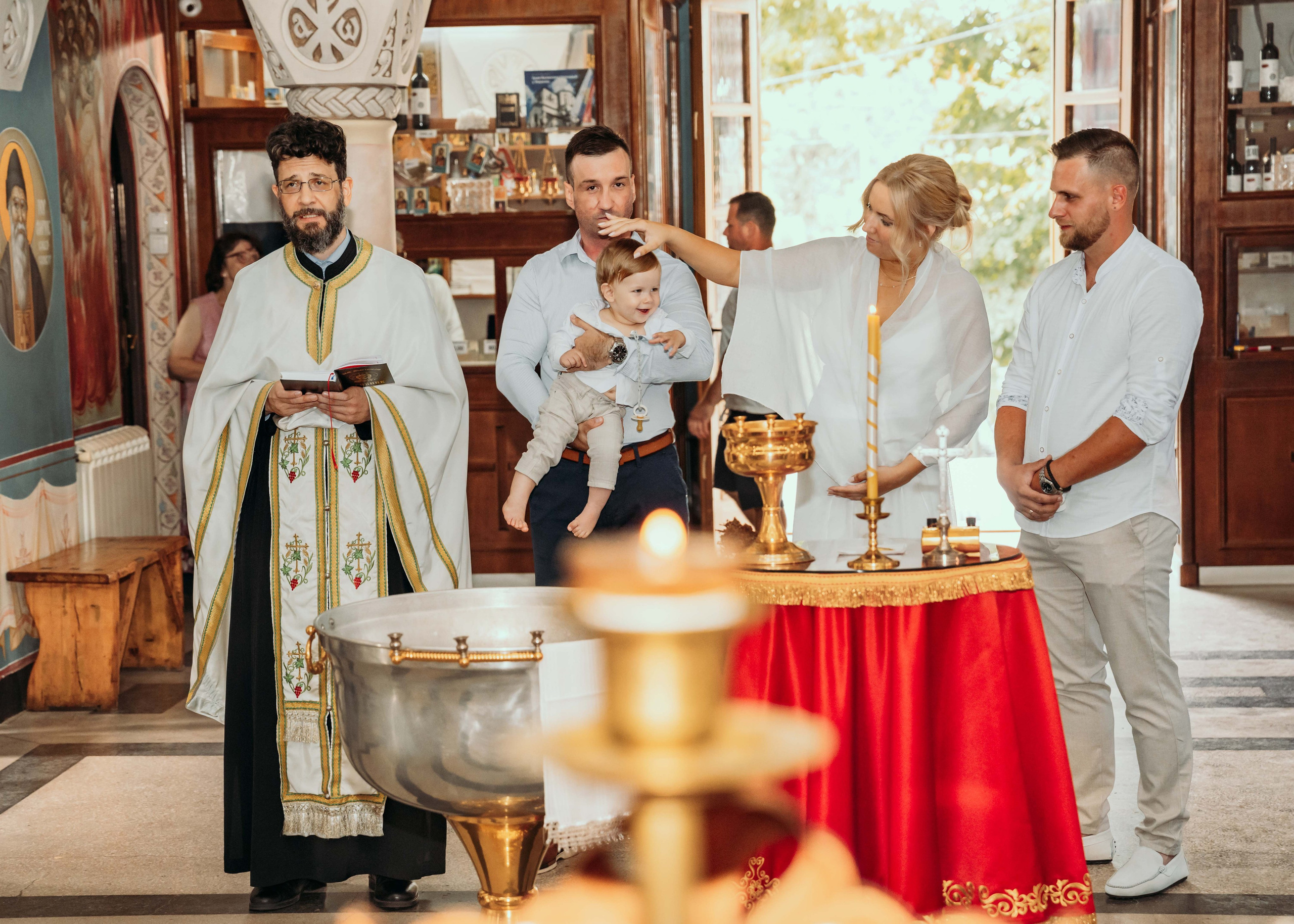 Fotografisanje krstenja Beograd. DEČIJI FOTOGRAF BEOGRAD|NOVOGODISNJE FOTOGRAFISANJE|CAKE SMASH