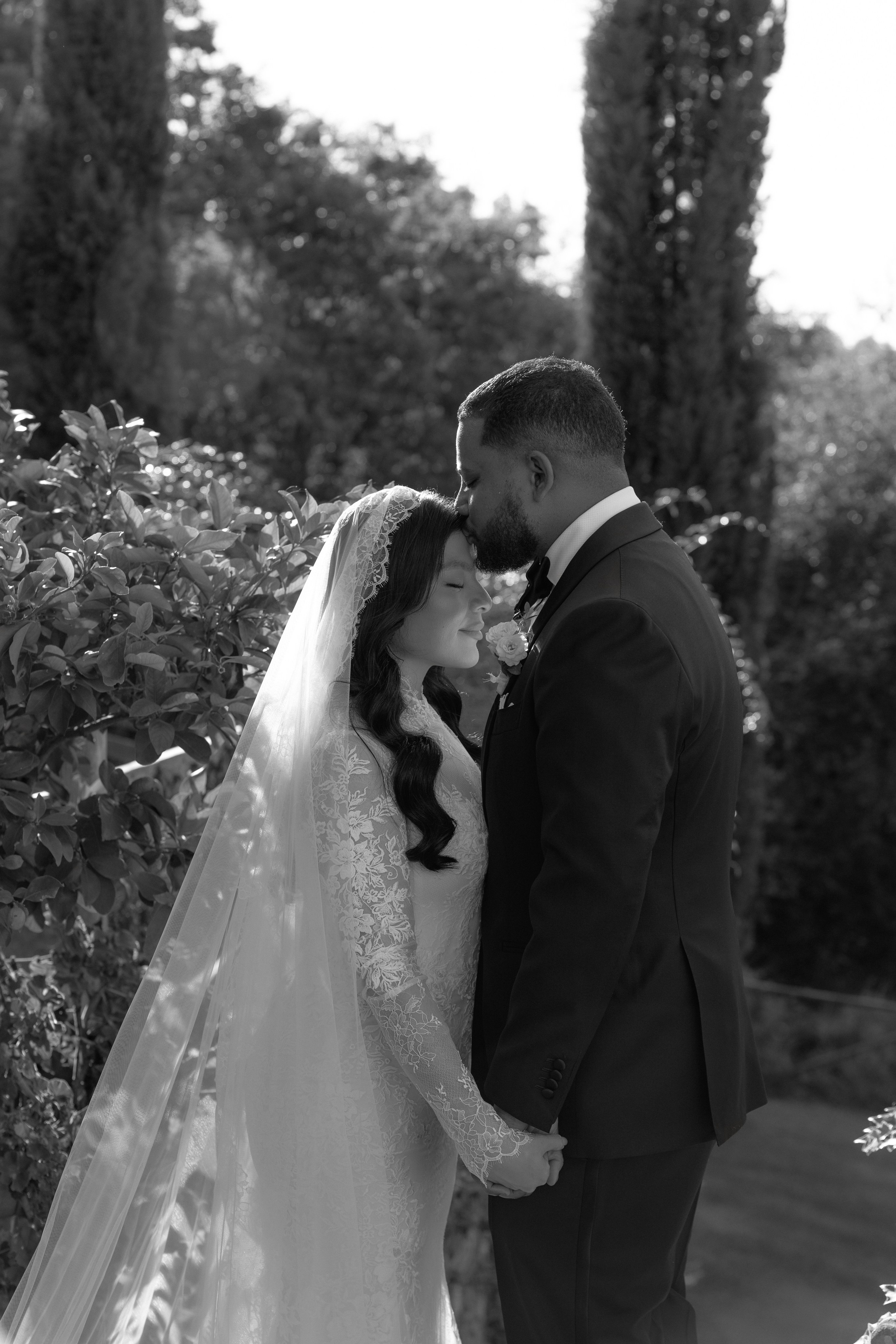 Mitcell&Melanie digital. Wedding photographer Italy