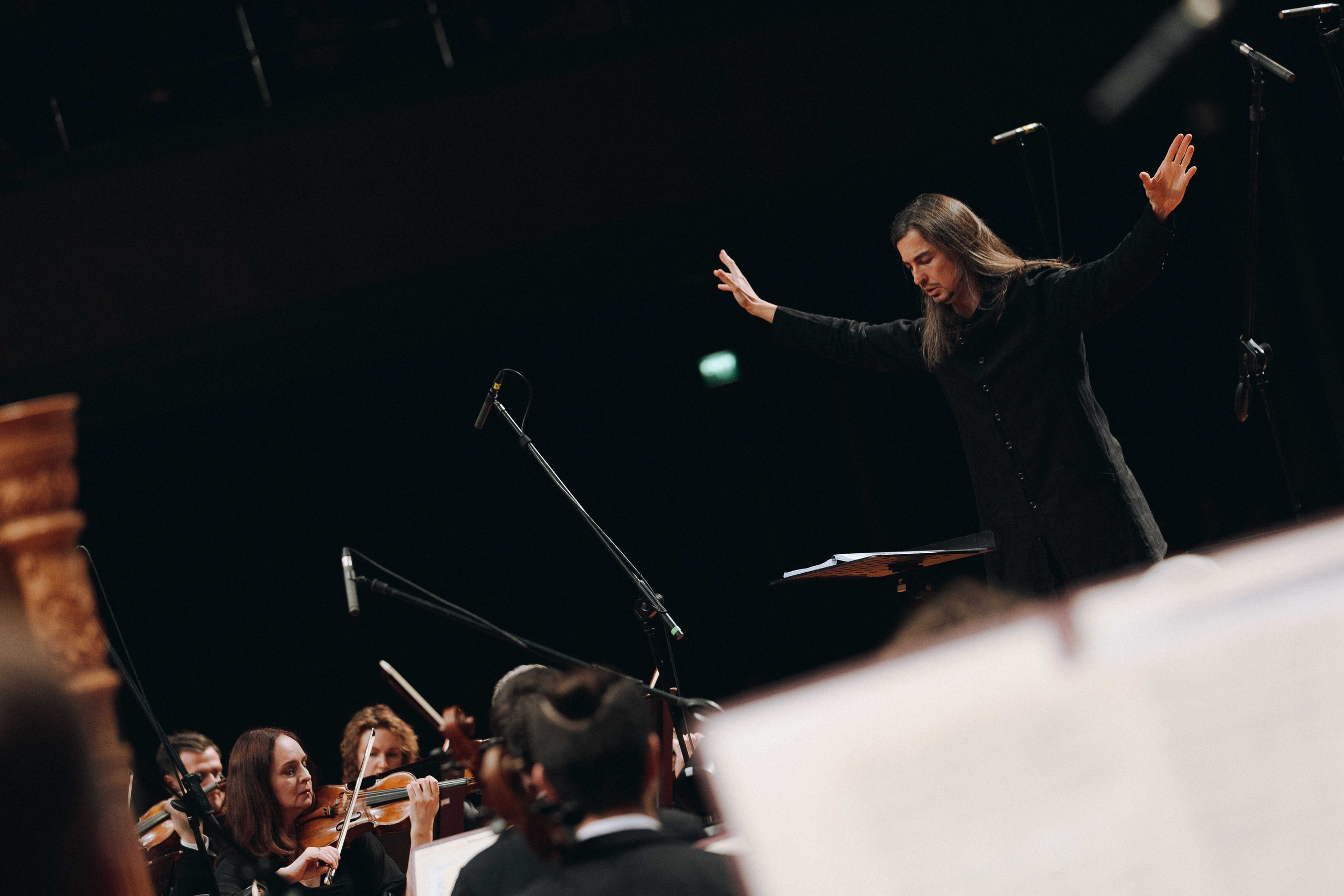 The Tchaikovsky Academic Grand Symphony Orchestra in Istanbul. Wedding&Event photographer Ismail Rzayev in Baku