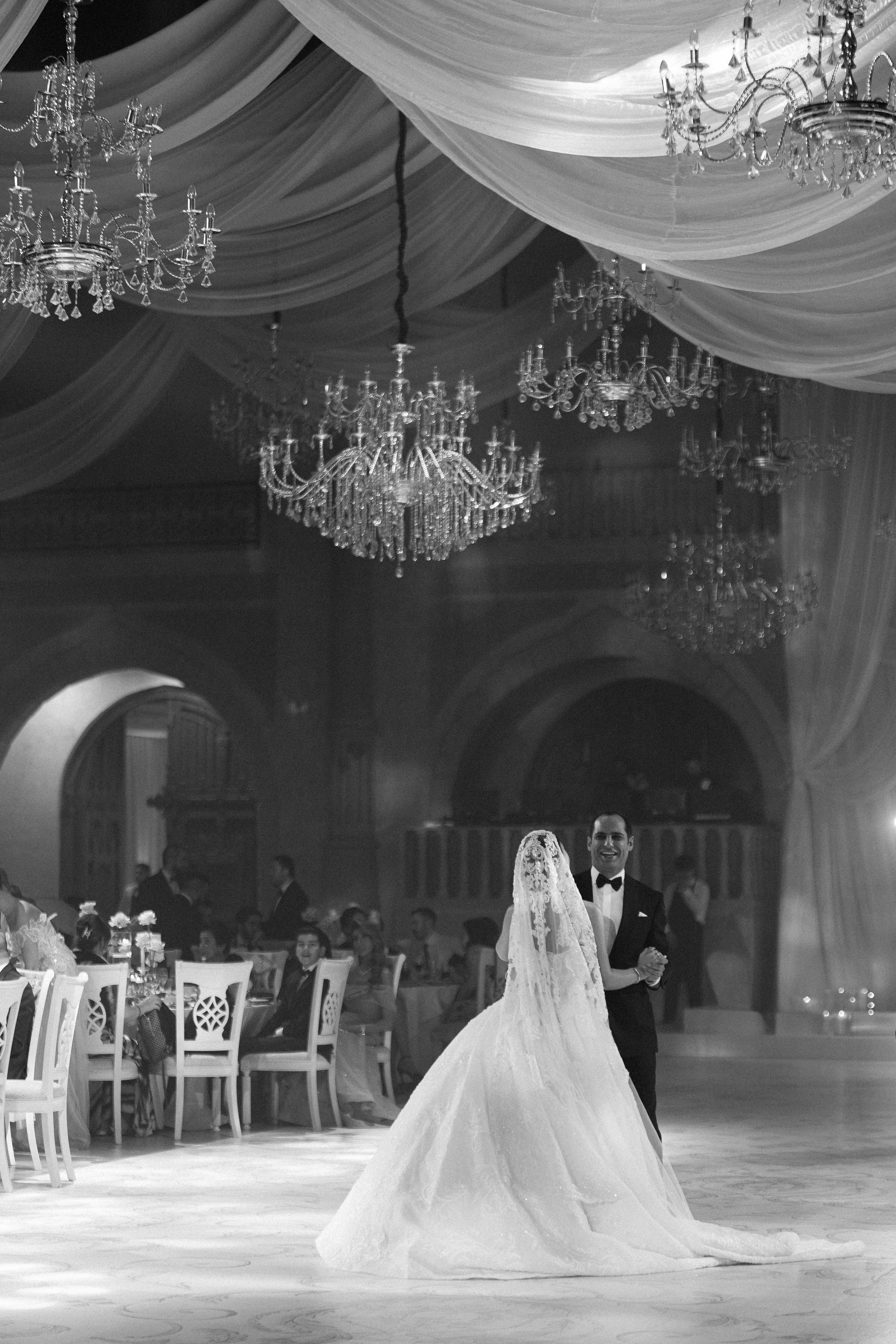 SIYAVUSH&FARIDA. Wedding&Event photographer Ismail Rzayev in Baku