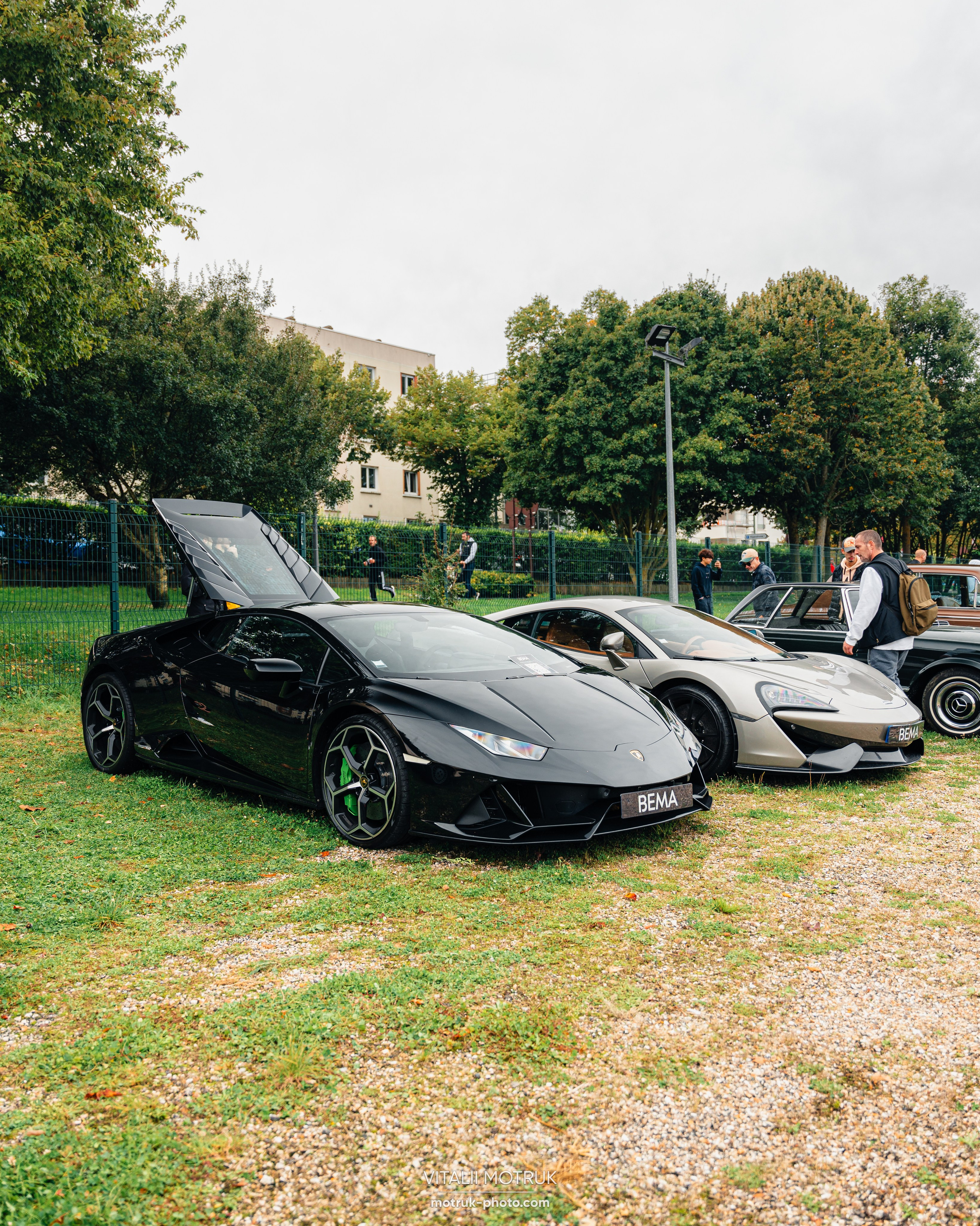 Cars and Coffee 29 septembre 2024. Photographe de voitures à Paris — Vitalii Motruk