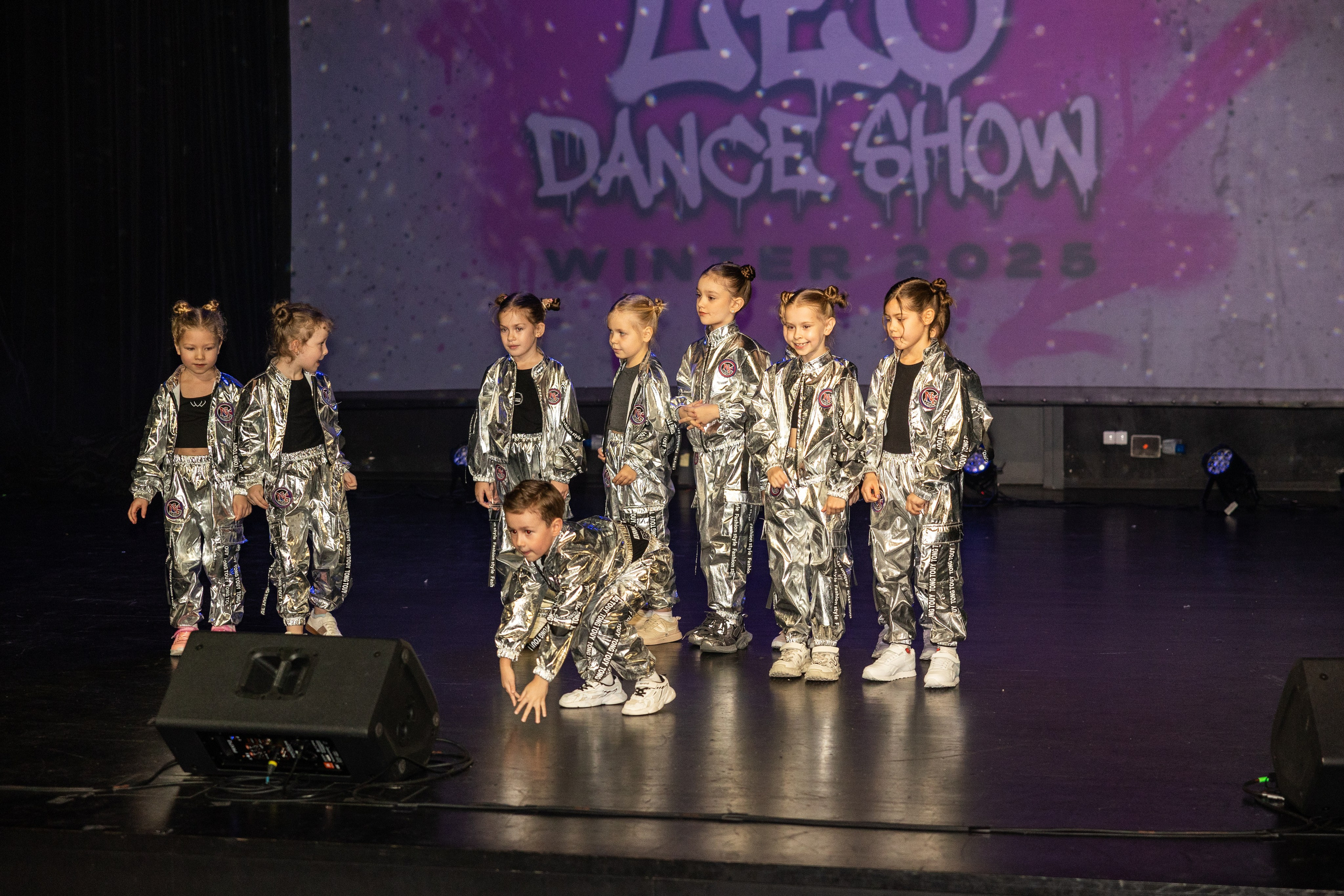 LEO DANCE SHOW WINTER 2025. Семейный и детский фотограф в Варшаве Мила Бобровская