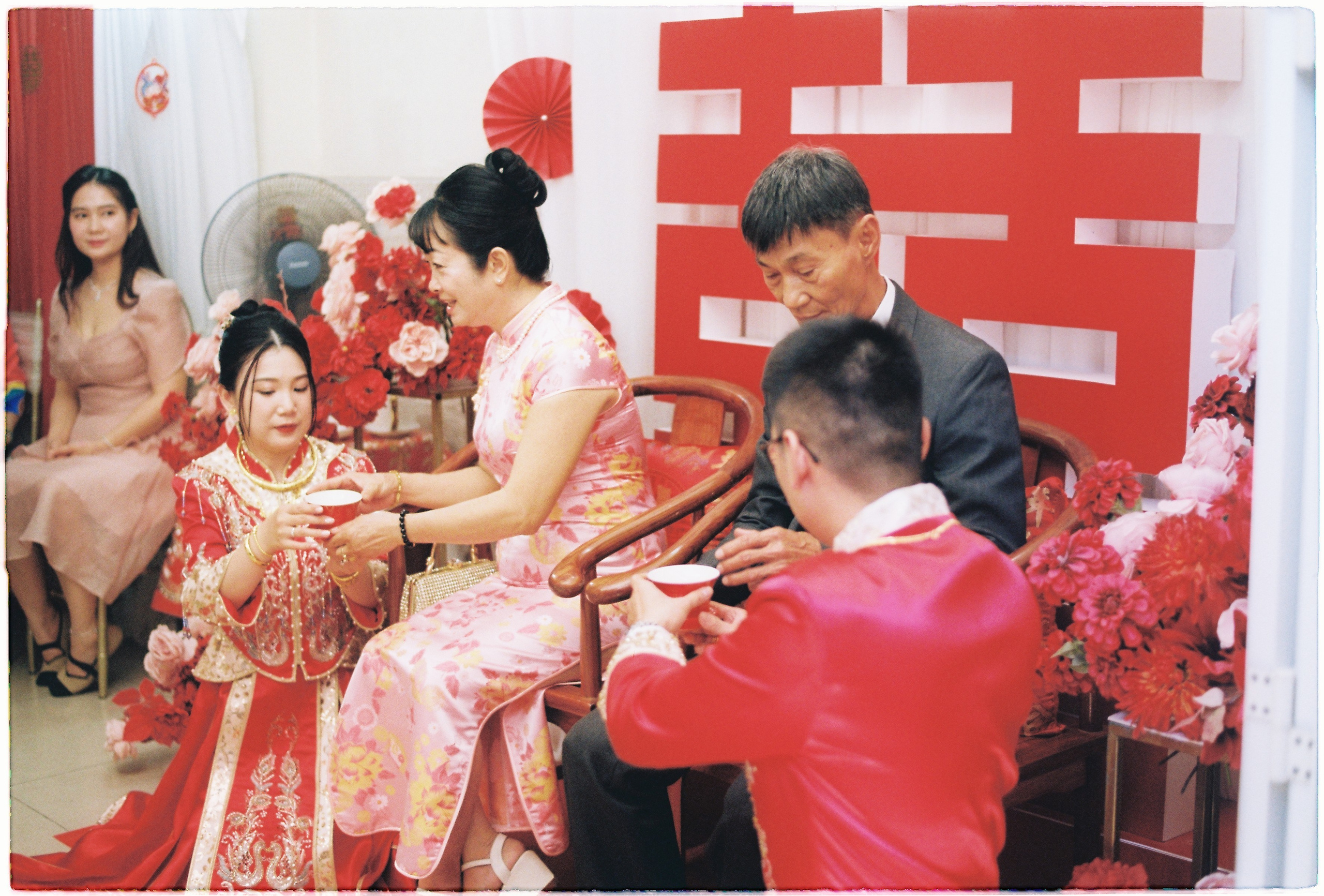 SAN SAN — GIA VỸ