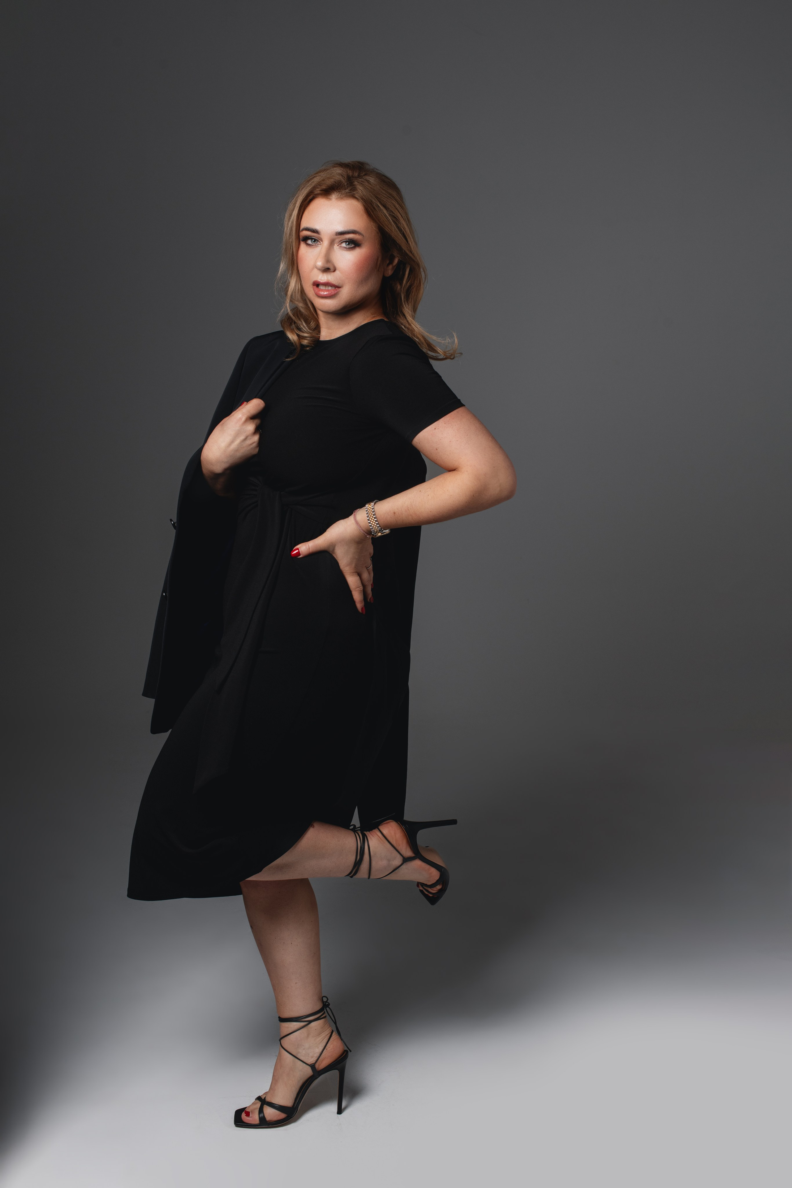 Karolina Hix. Meisha Photo