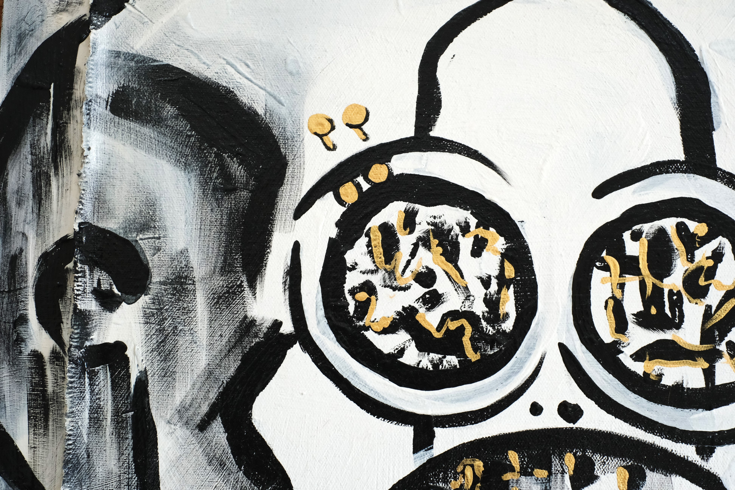 Art piece “White noise”. The Synclair