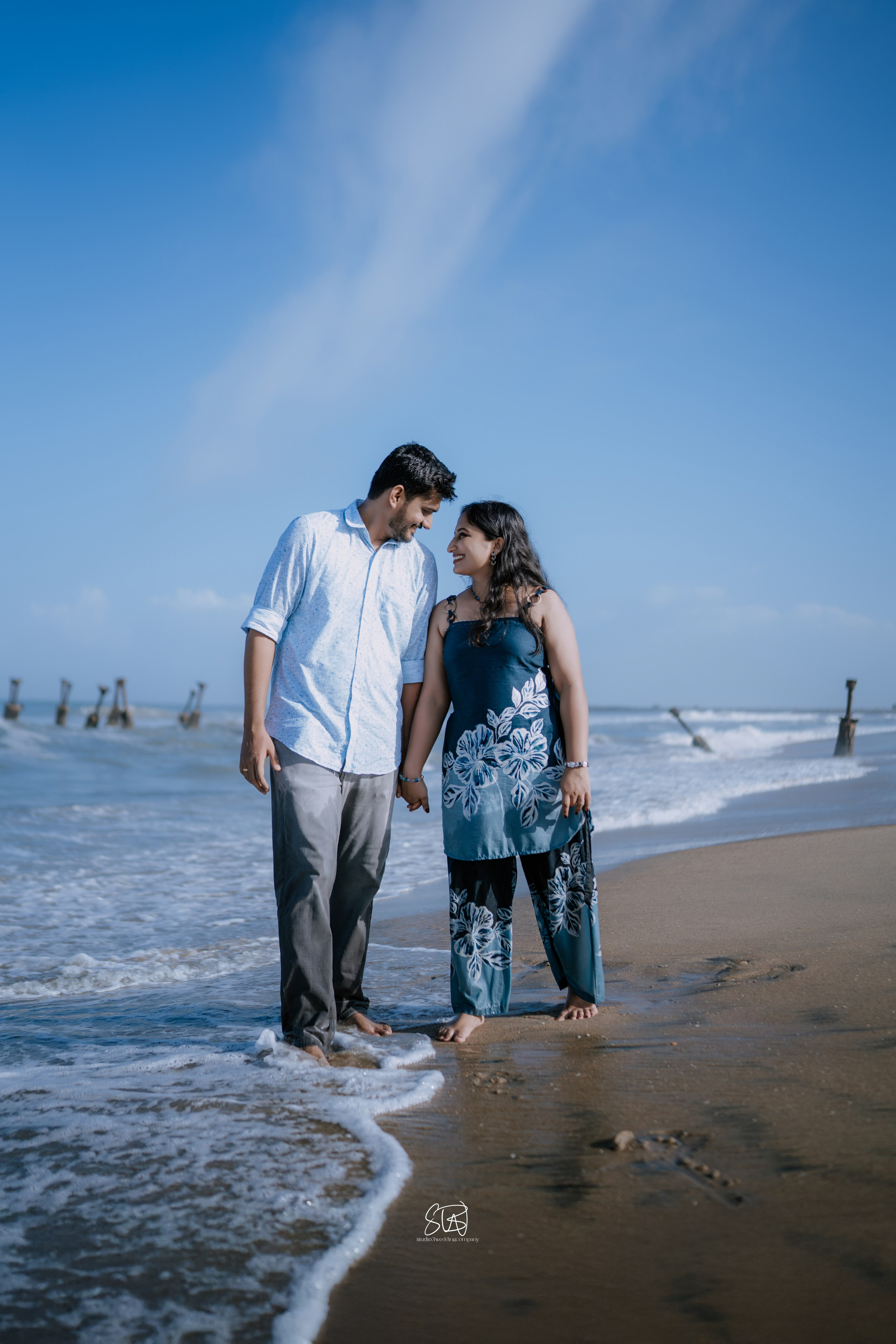 BEACH PREWEDDING. STUDIO3WEDDINGCOMPANY