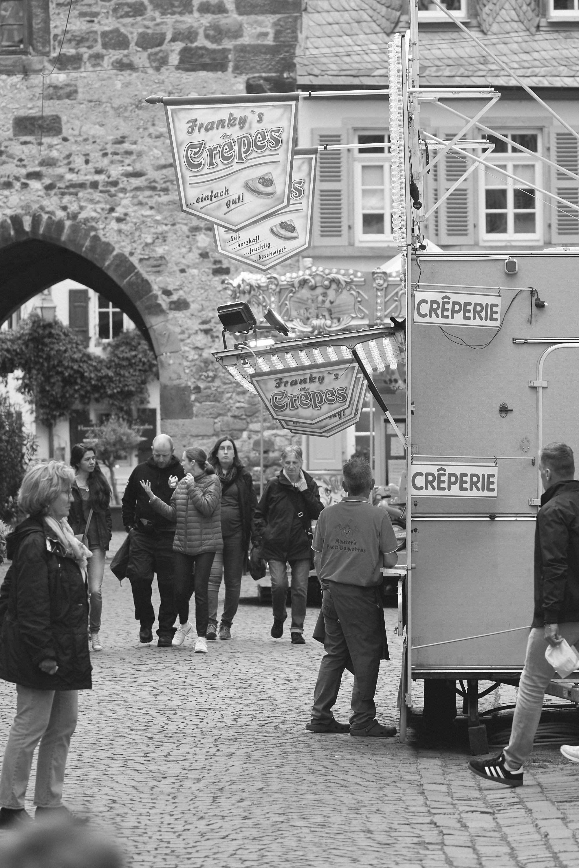 Freinsheim Weinfest 2024. Aleksandr Steinbrenner | Streetfotografie