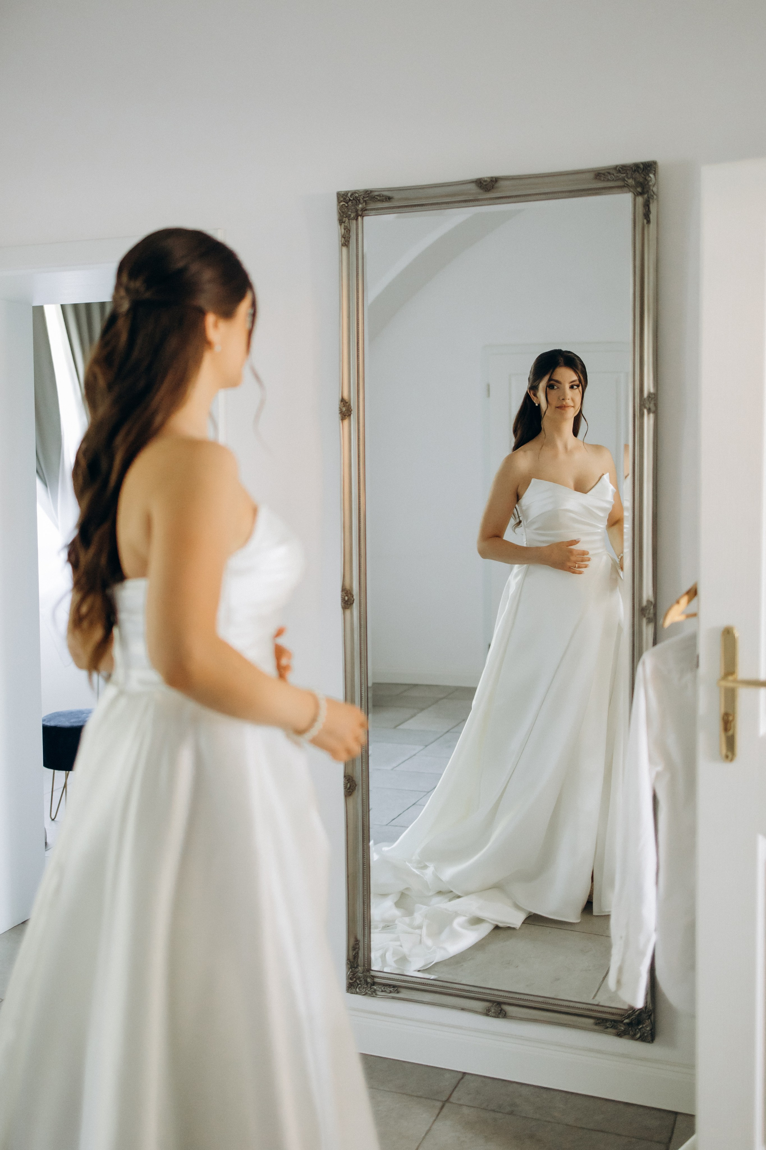 Wedding moments at Na Kmine