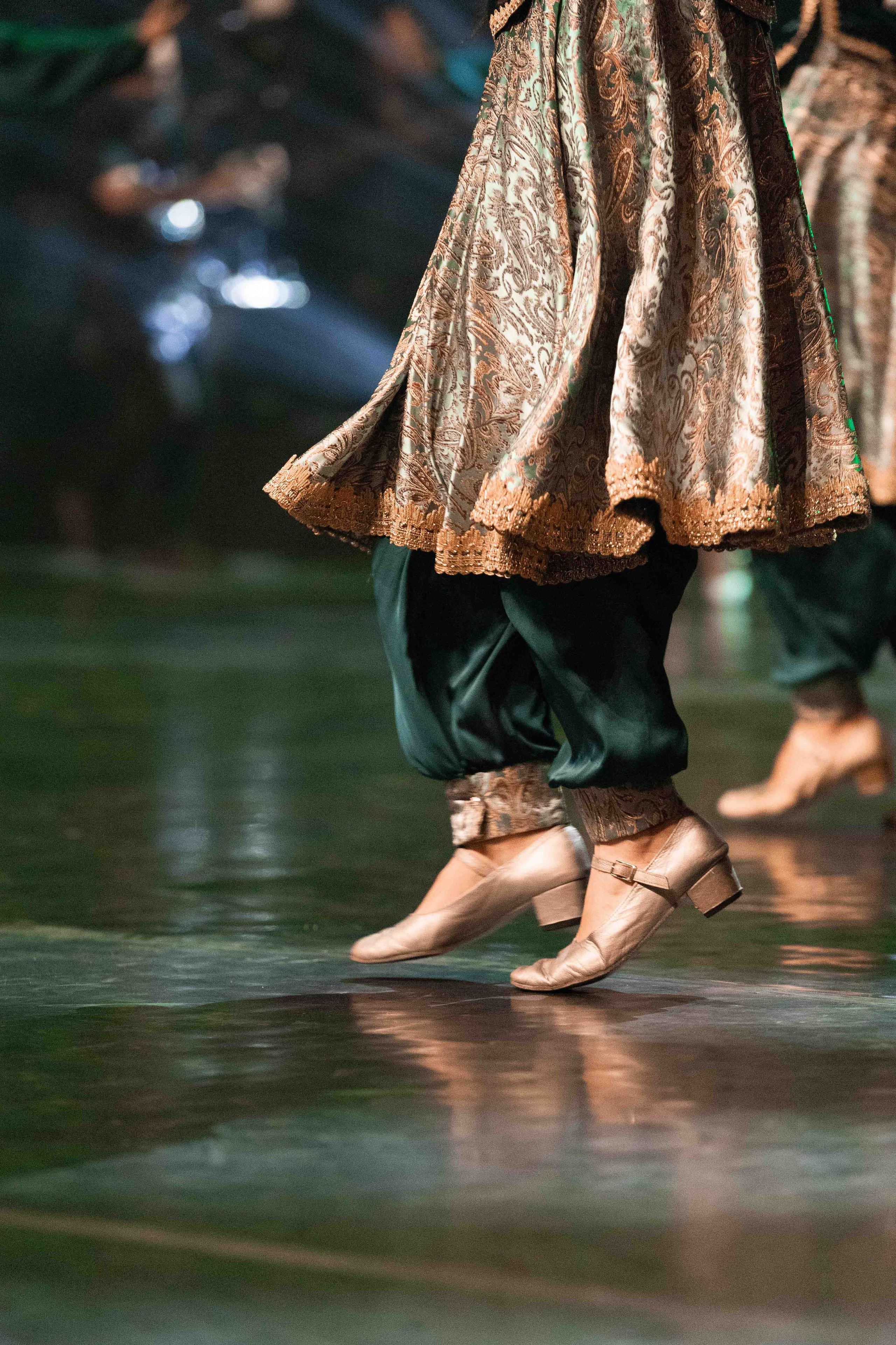 STATE DANCE ENSEMBLE. Wedding&Event photographer Ismail Rzayev in Baku