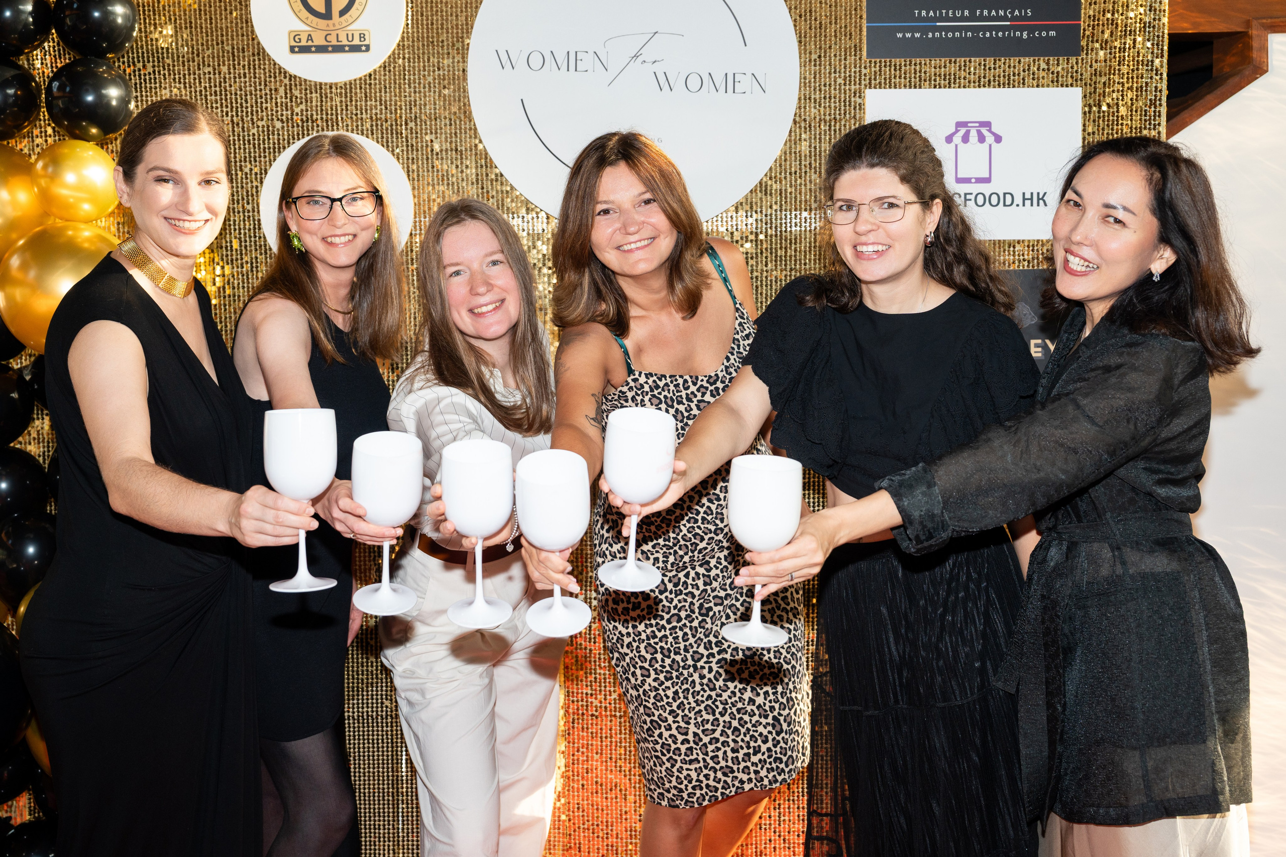 W4W BOAT PARTY. PHOTOGRAPHER IN HONG KONG (WEDDING, FASHION, FAMILY, EVENTS)