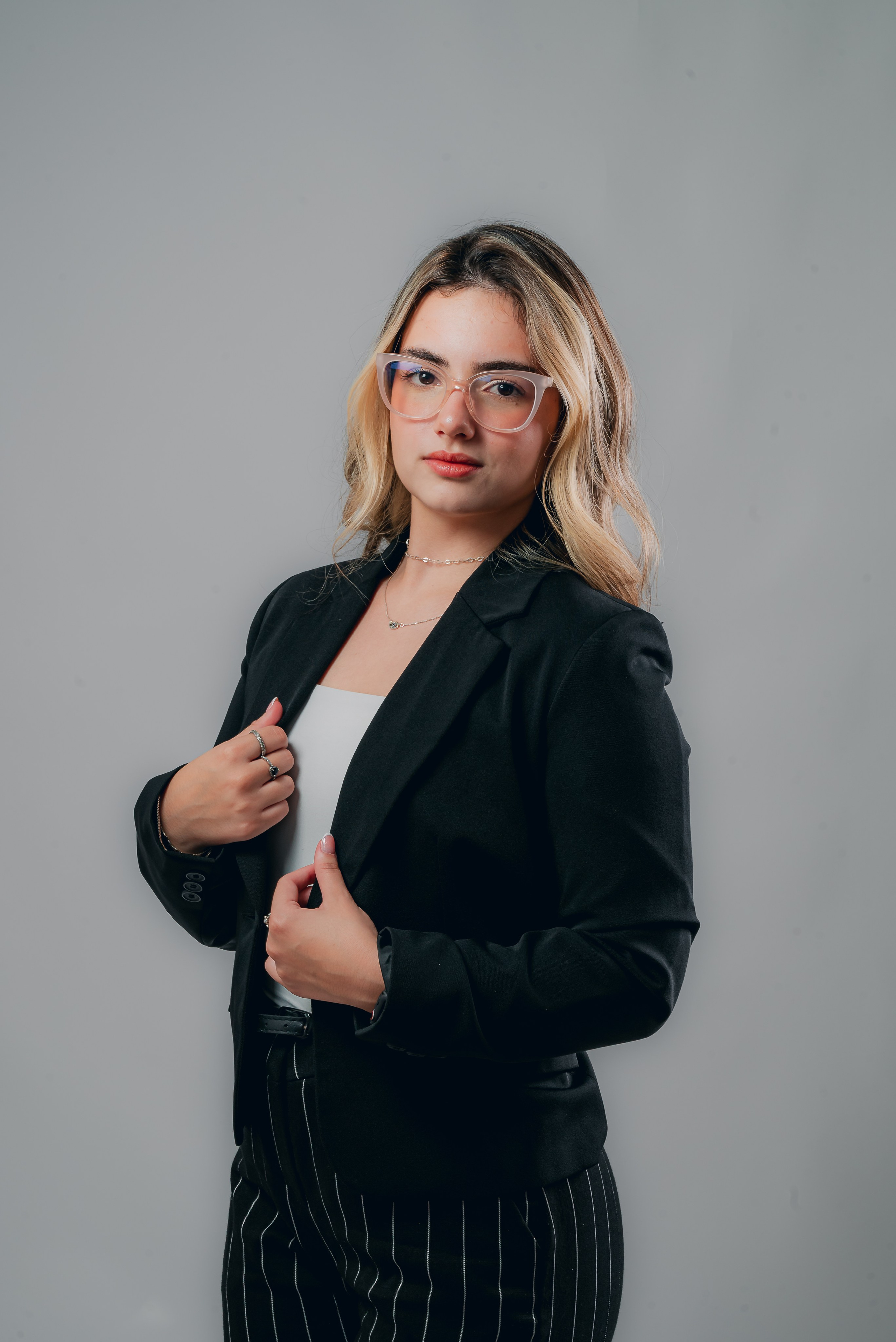 Corporativo Estúdio. Mayke Luz Fotografia