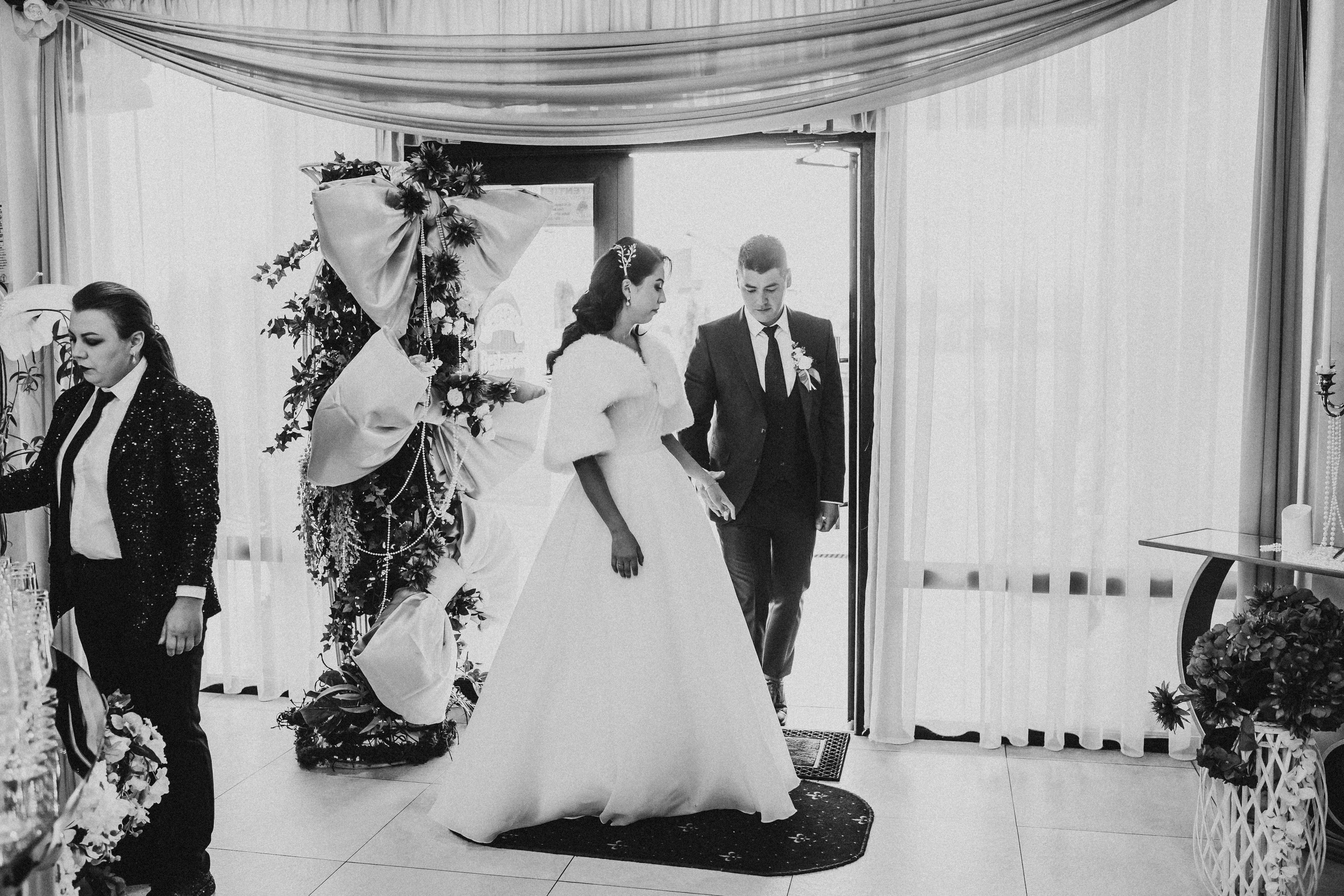 Loredana & Emilian – Ziua Nunții | Videografie - fotografie Botez Suceava, Iași, Botoșani. Servicii foto-video profesionale, pentru momente de neuitat