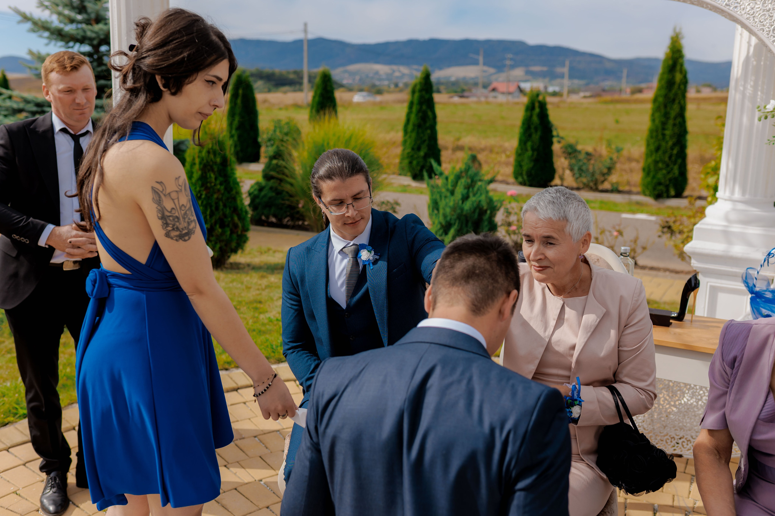 Loredana & Emilian – Ziua Nunții | Videografie - fotografie Botez Suceava, Iași, Botoșani. Servicii foto-video profesionale, pentru momente de neuitat
