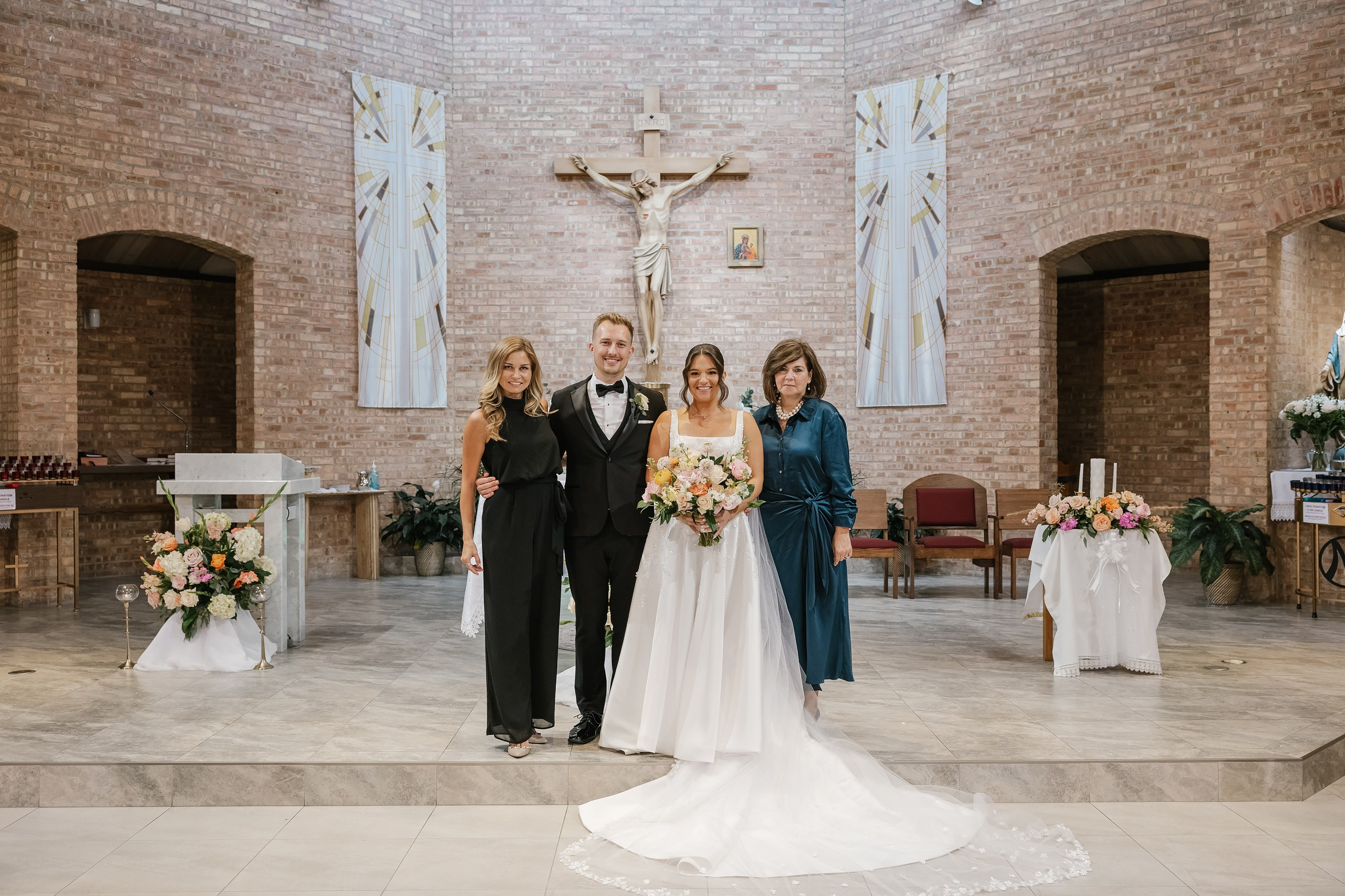 09.06.2025 Wedding. Wedding family event photographer in Chicago Nick Yushevich