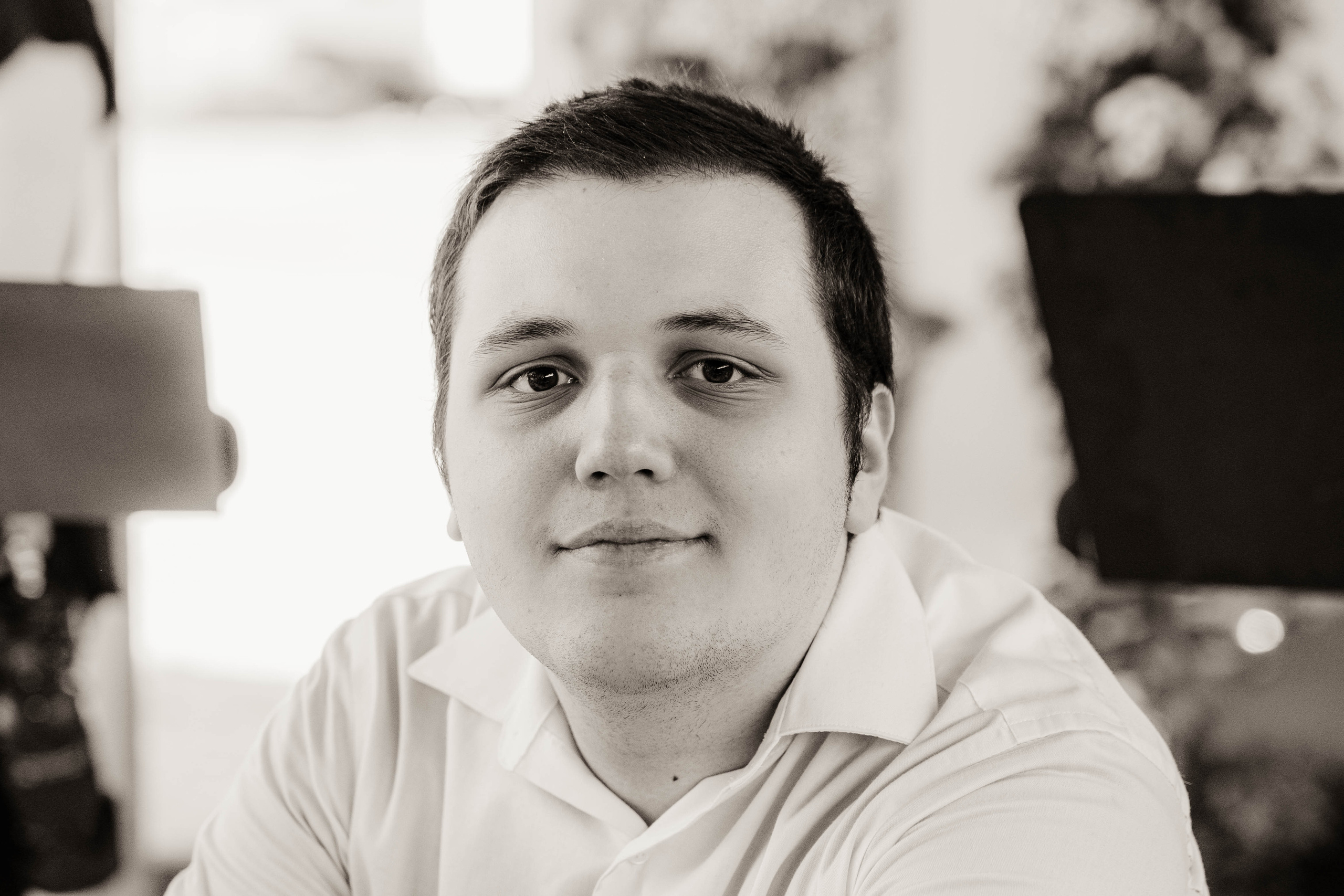 A Portland Promise: Alina & Daniel’s Family Affair. Michael Pixel Photography | You’re a Star