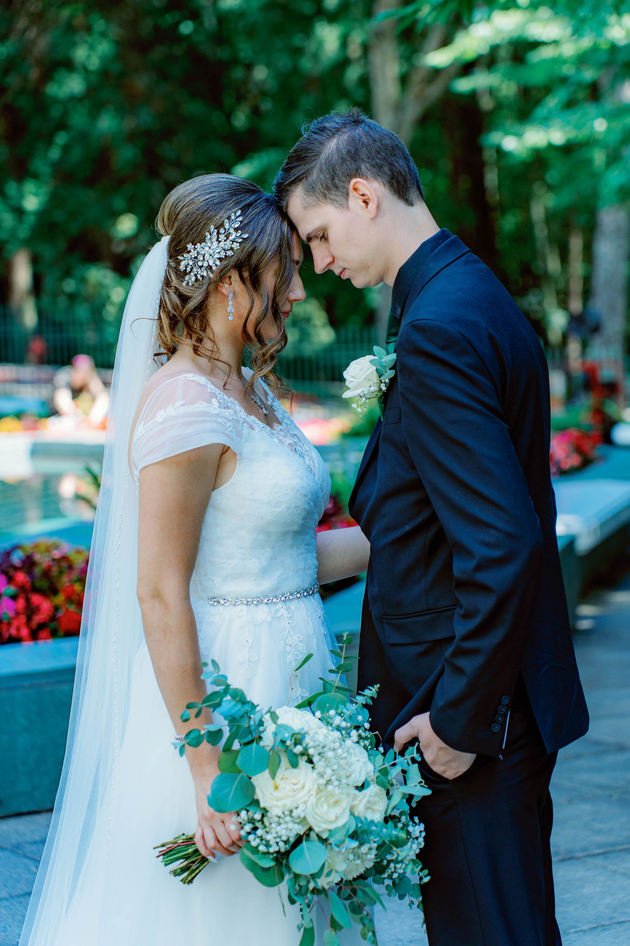 A Portland Promise: Alina & Daniel’s Family Affair. Michael Pixel Photography | You’re a Star