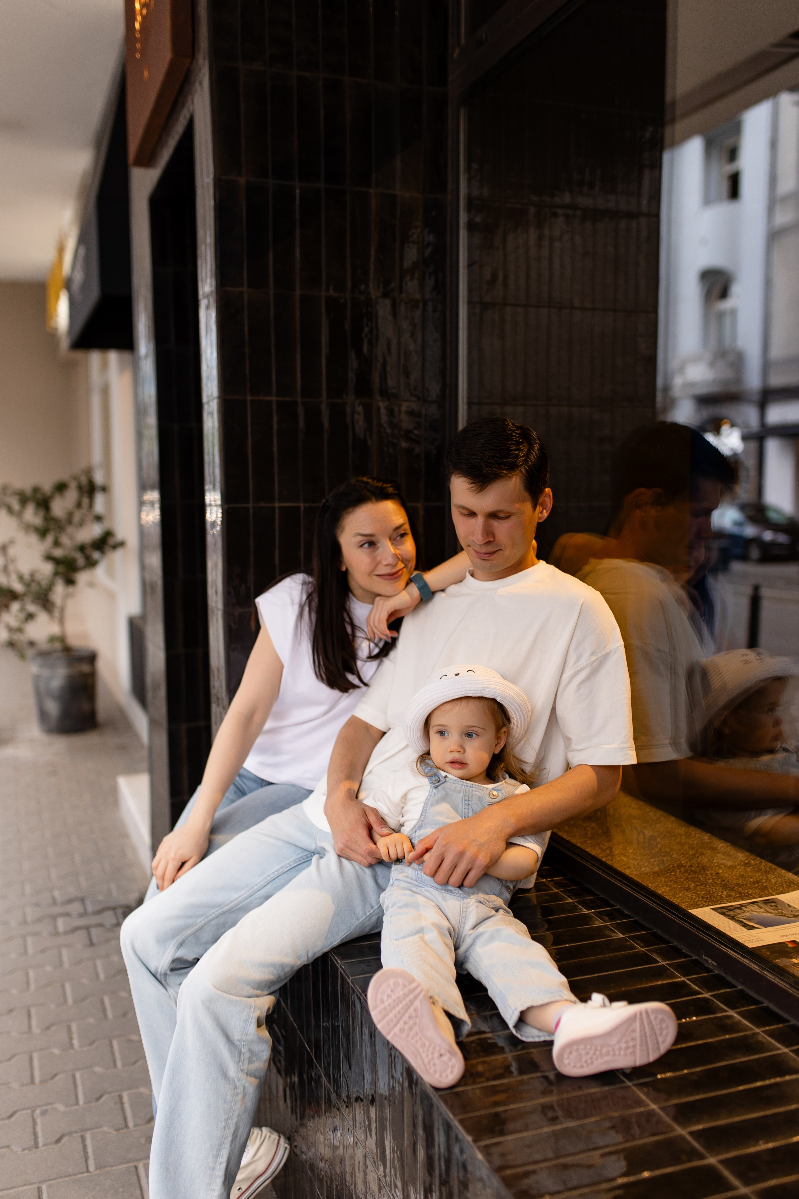 Денис+Настя+Єва. Весільний, сімейний фотограф Варшава