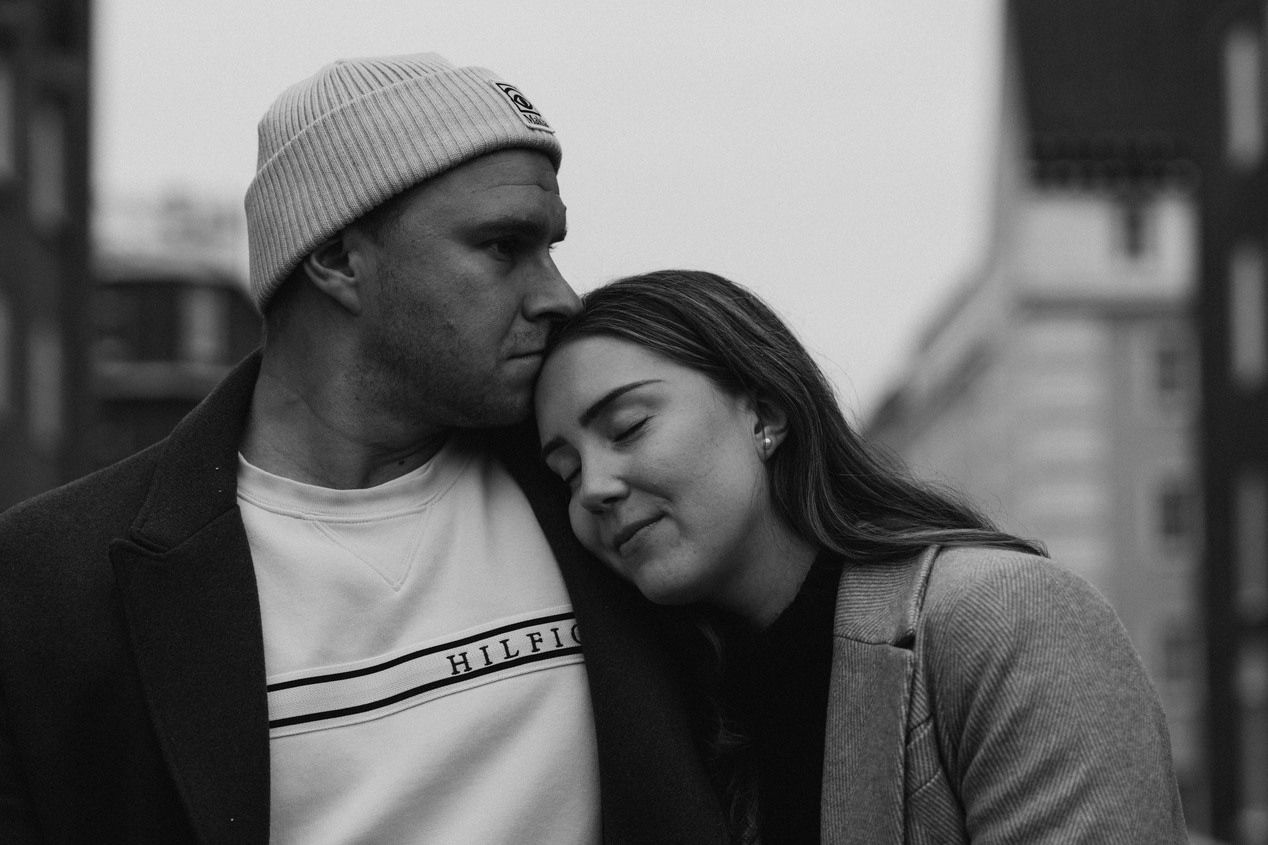 Lovestory. Wedding and potrait photographer in Helsinki Vickan O