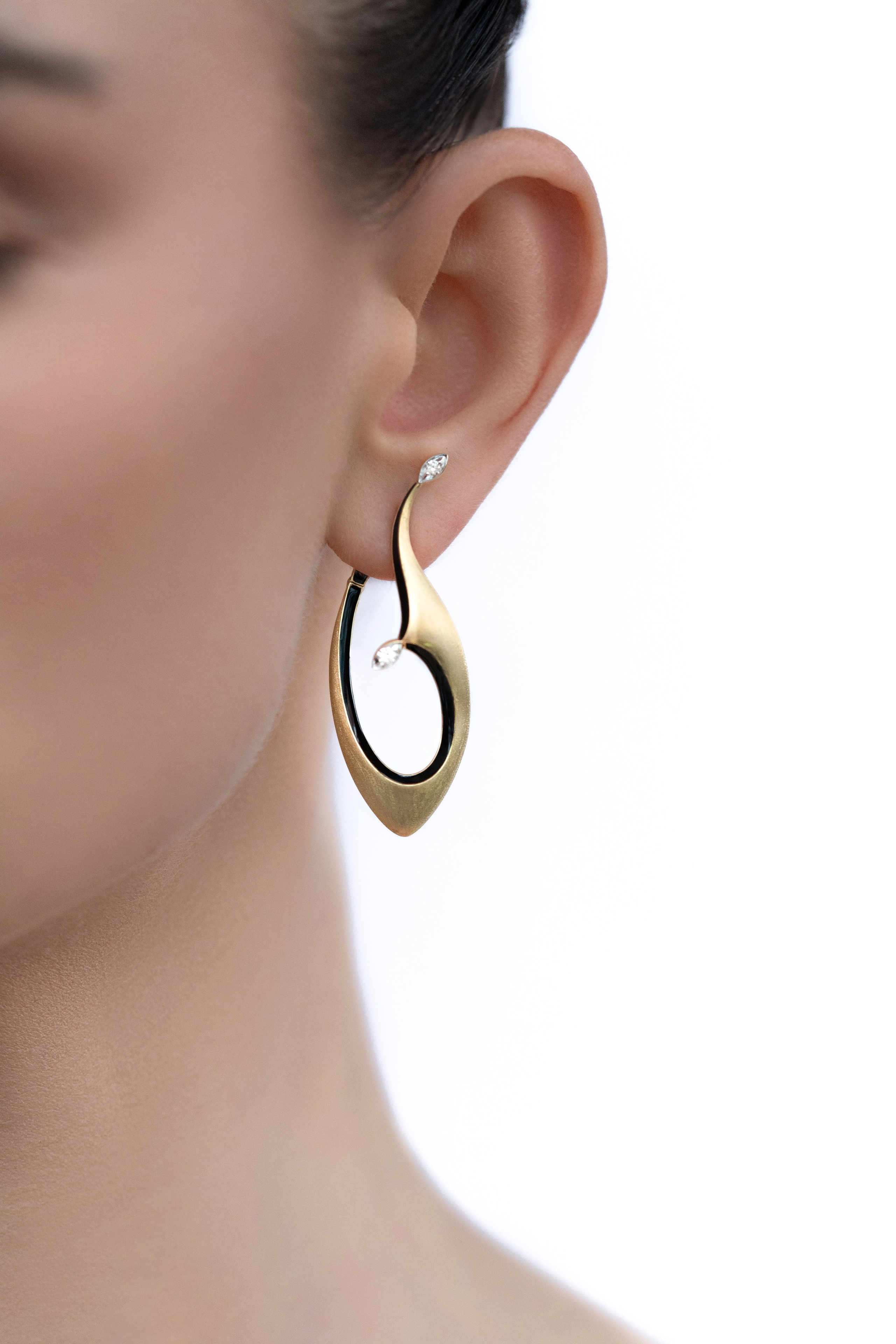 Jewelry. Filmmaker/ Photographer / Drone Pilot — Bangkok, Thailand