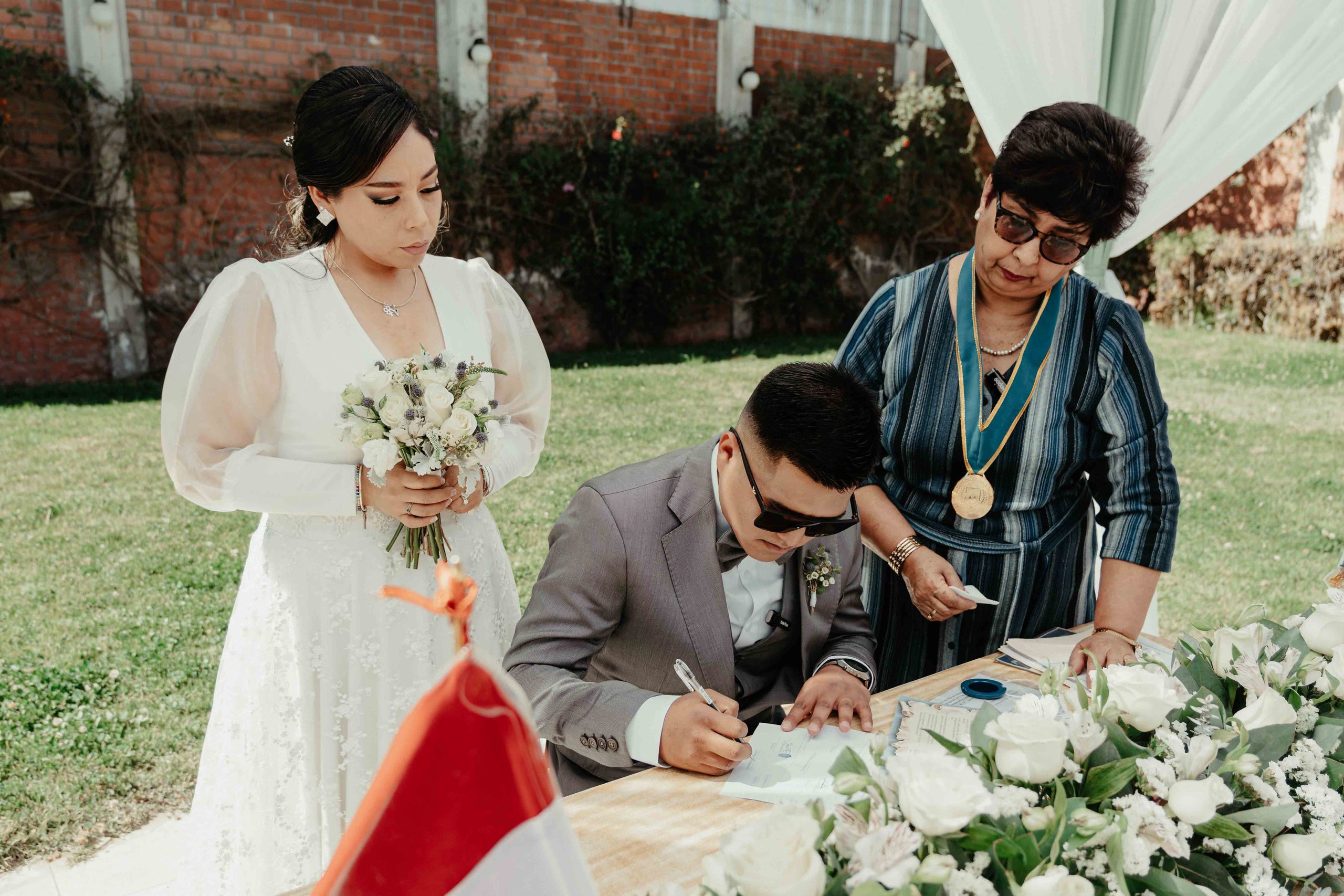 VICTOR Y MELANY BODA CIVIL. Studio KVTA | Fotografía y Video de Bodas en Arequipa