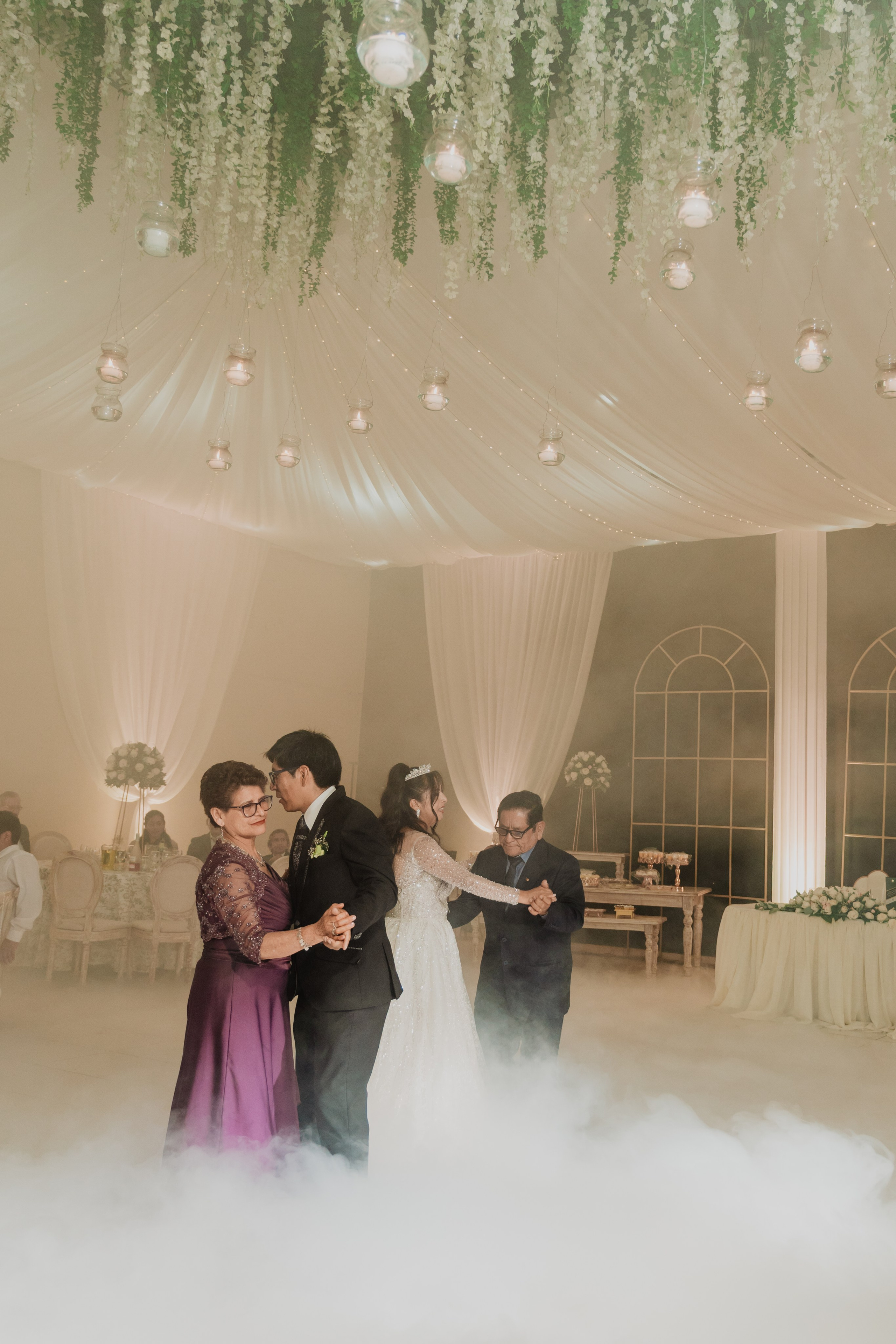 FERNANDO + MARIBEL | BODA RELIGIOSA. Studio KVTA | Fotografía y Video de Bodas en Arequipa