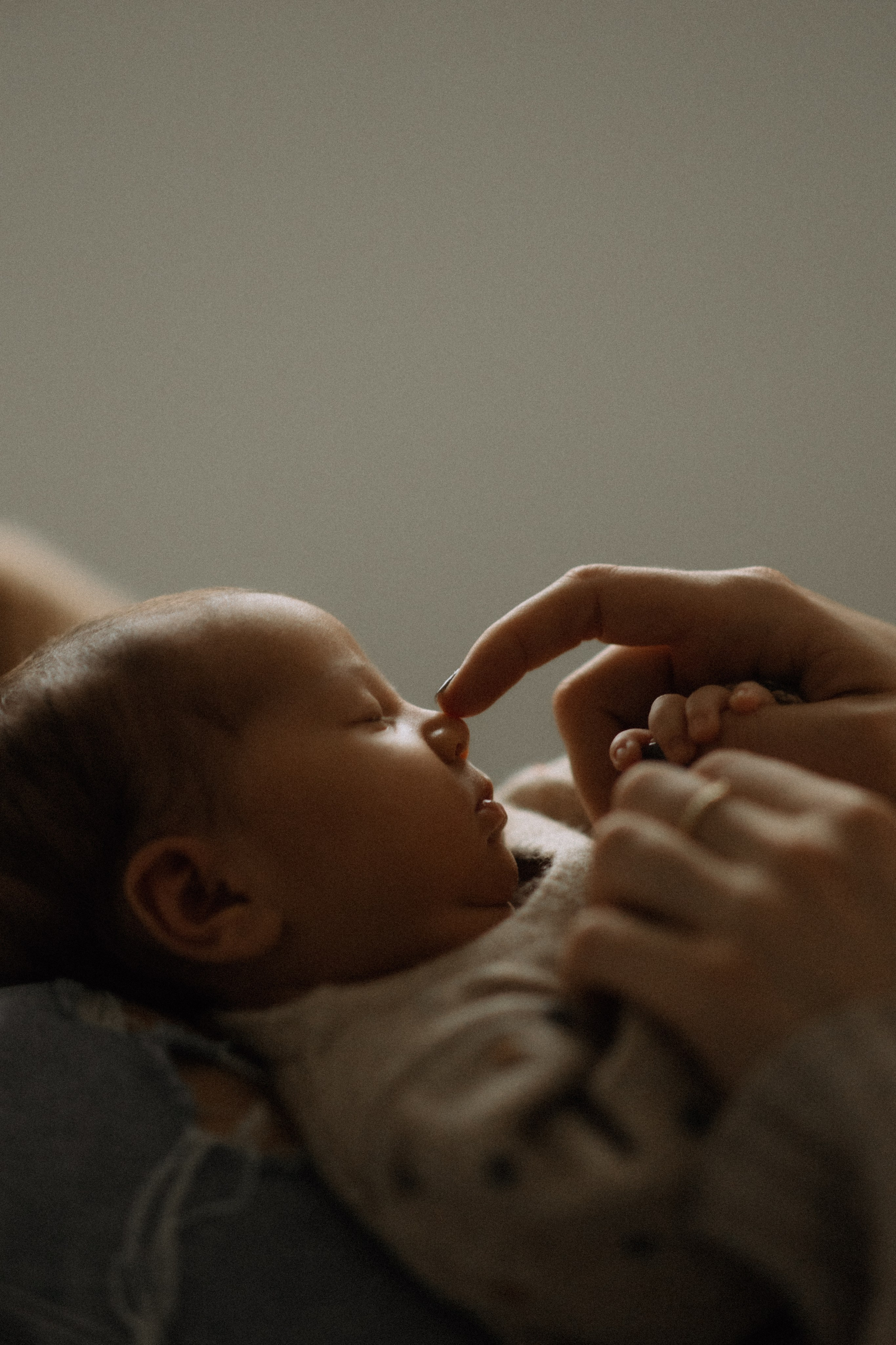 Naujagimio fotosesija | NAMAI. Vestuvių ir šeimų fotografė Lena Bondarenko / belove photo