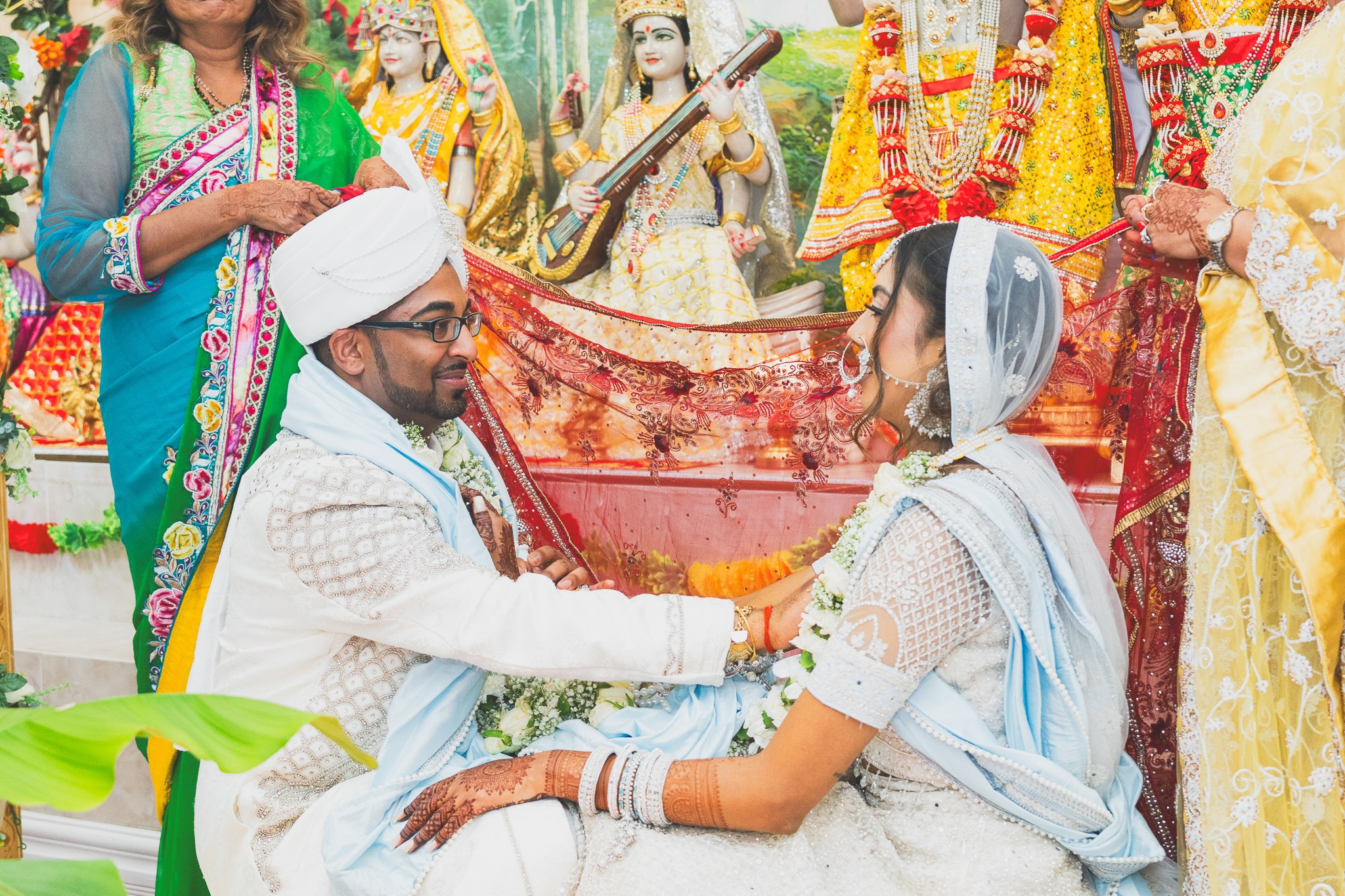 Recent Engagement, Weddings and Couple Sessions in Toronto | Madhurina Photography. Madhurina photography