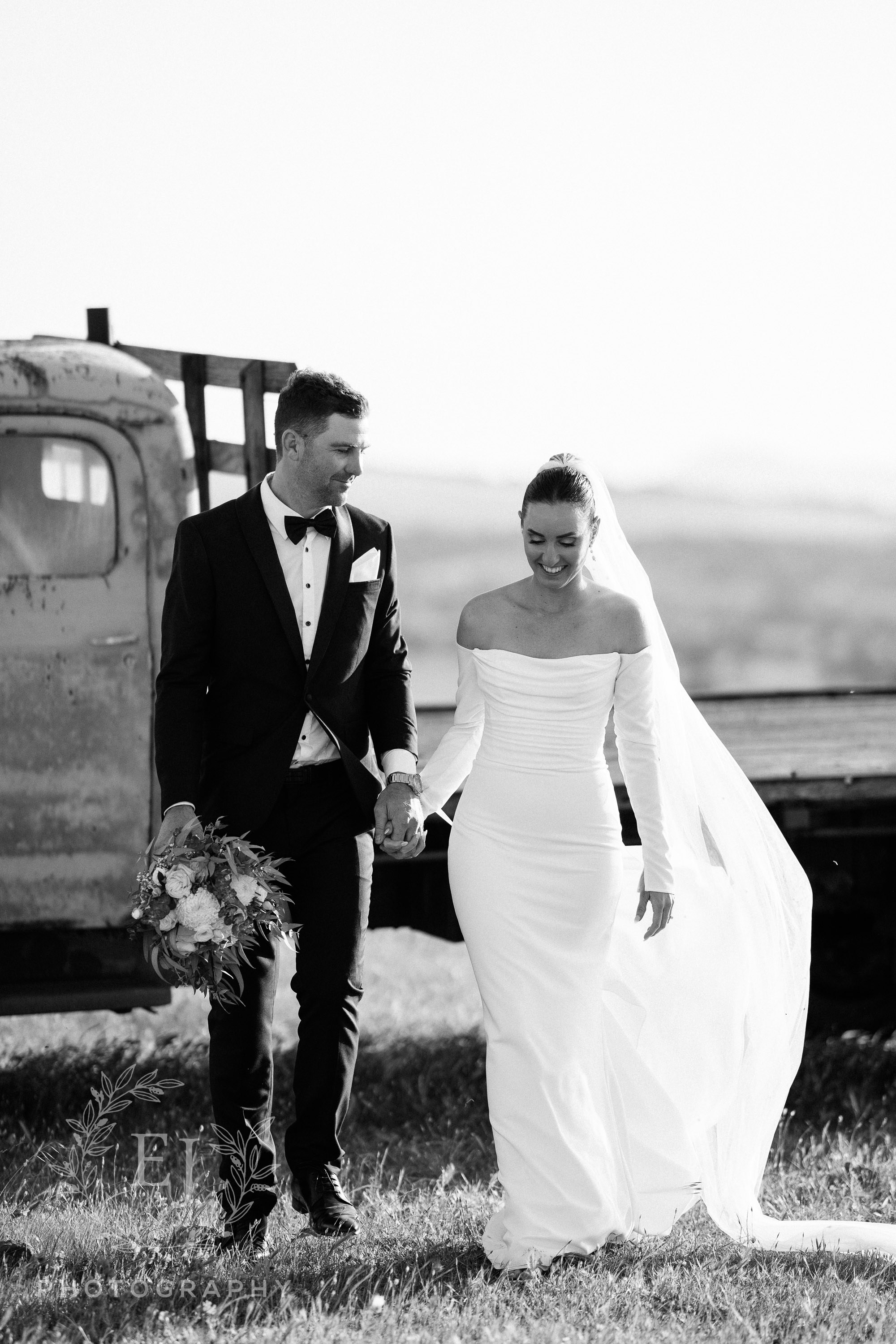 Amie & Jamie — Emu Creek Gardens, Geraldton. Emma Joy Photography