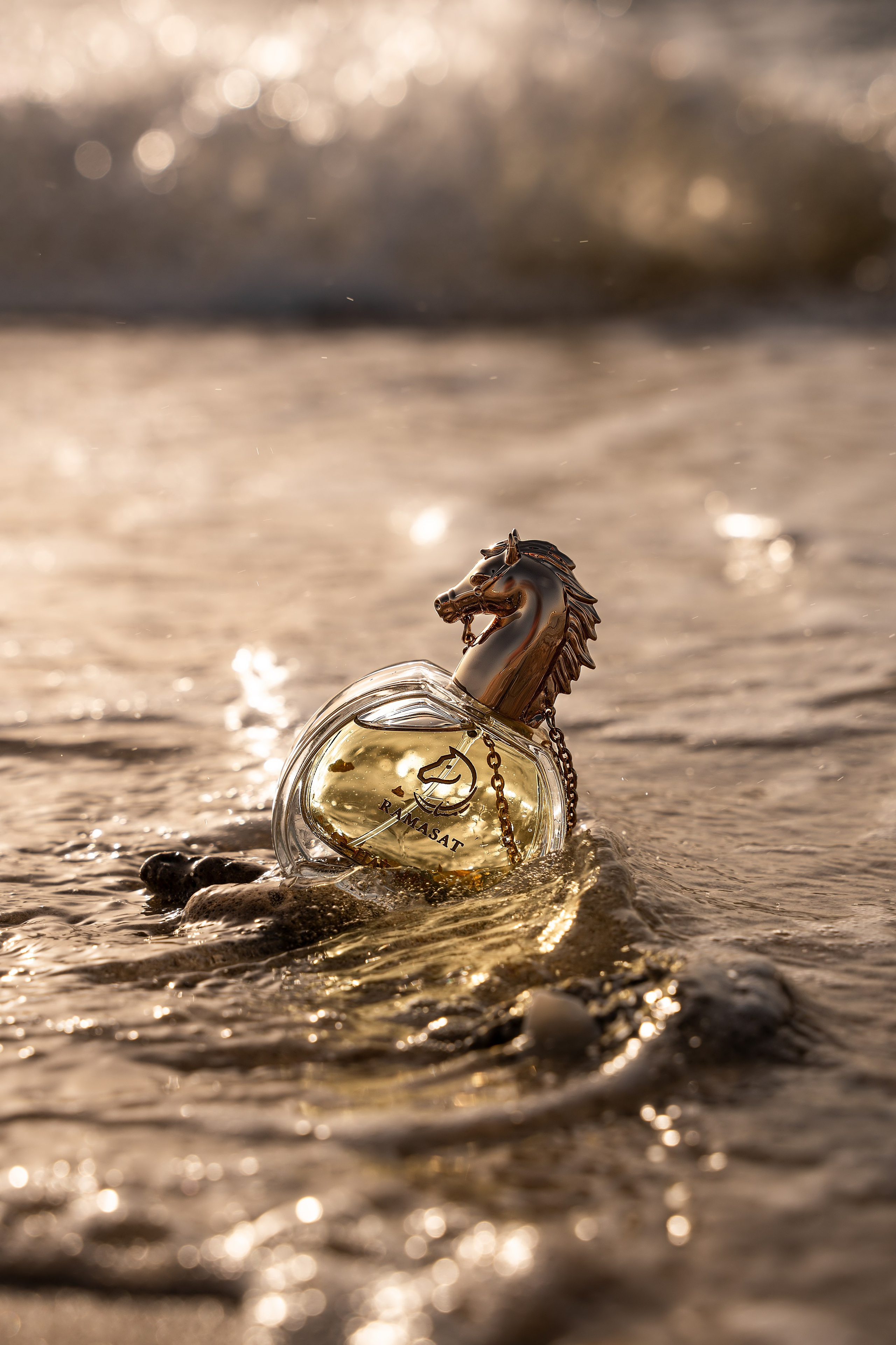 ADVERTISING. Photo and video production. Editing & retouching services. Training