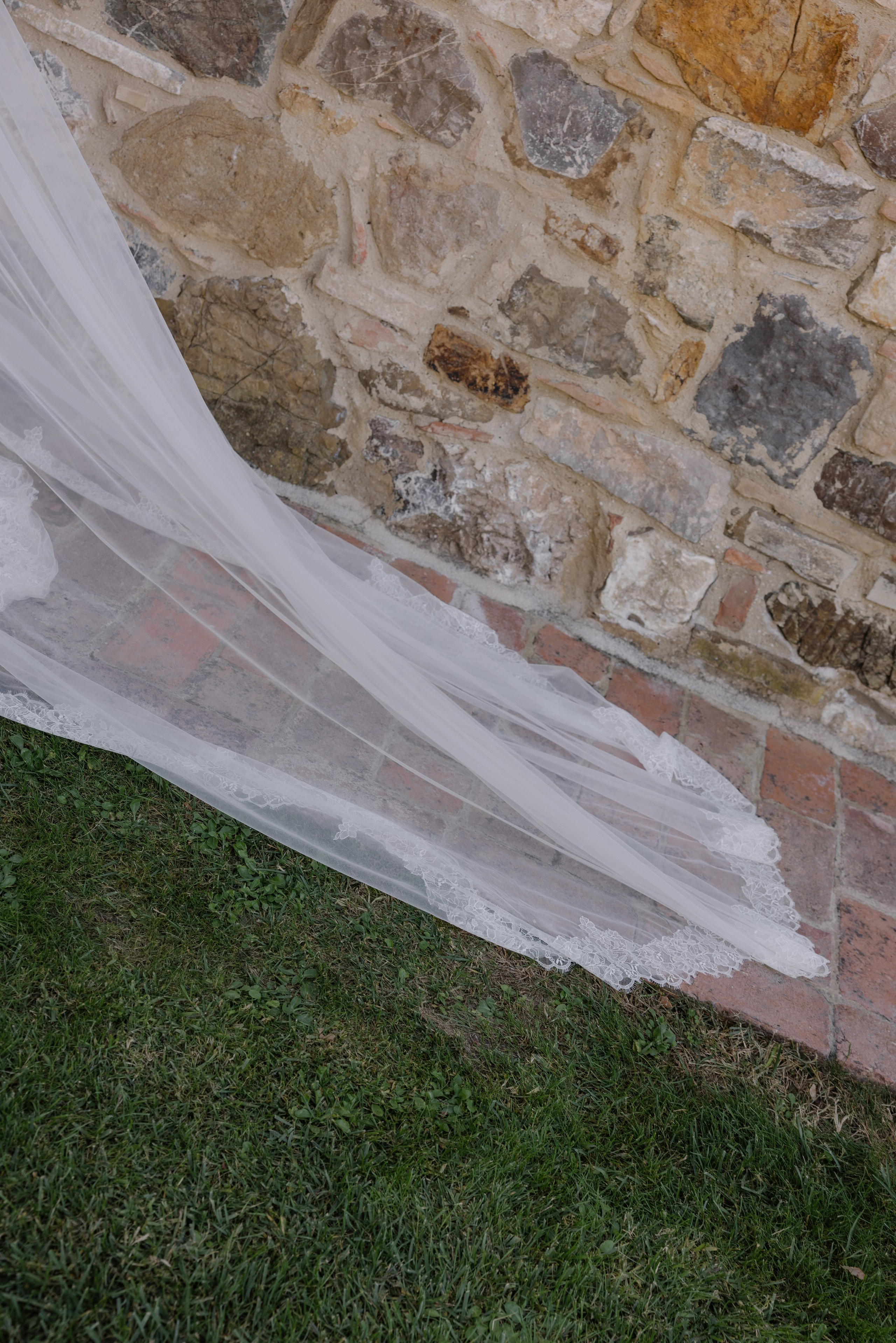 Mitcell&Melanie digital. Wedding photographer Italy