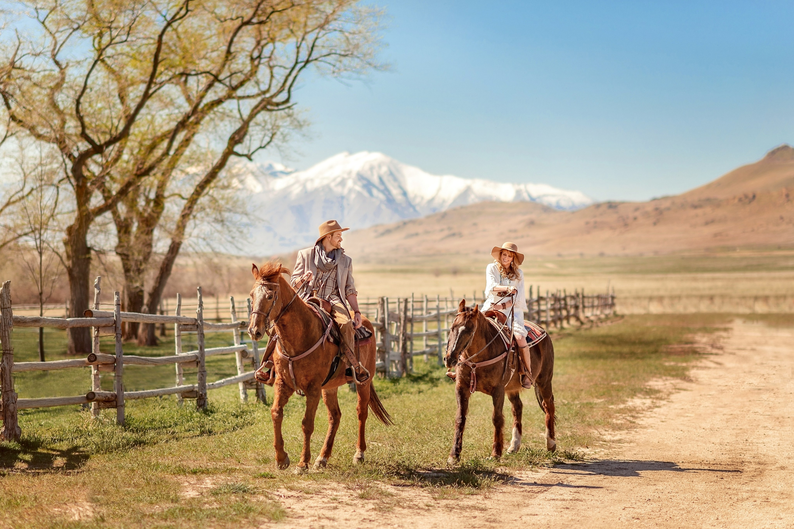 Elopements. Wedding & family photography in Seattle area. Helen Michelle photographer