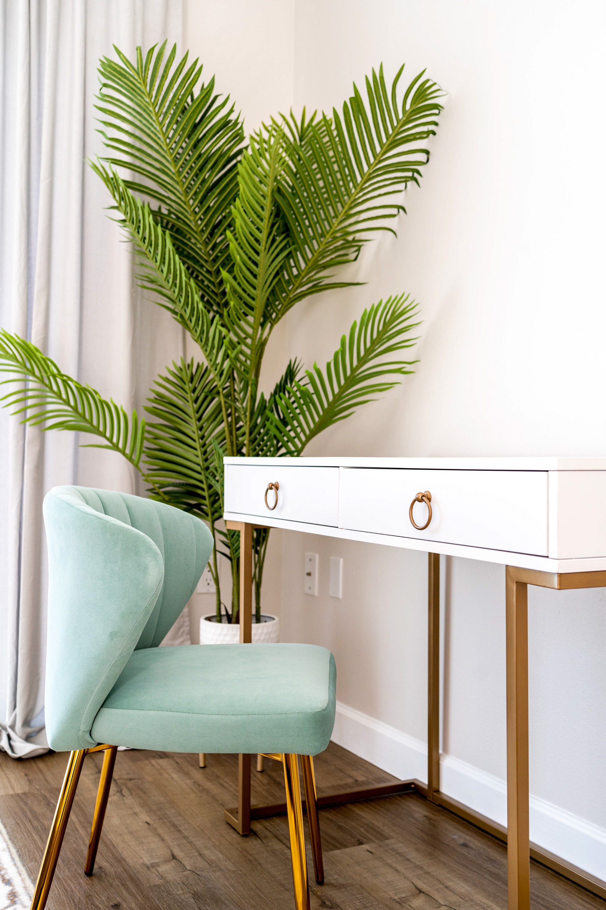 Real estate and Interior. Masha Kapriyanchuk a real estate photographer