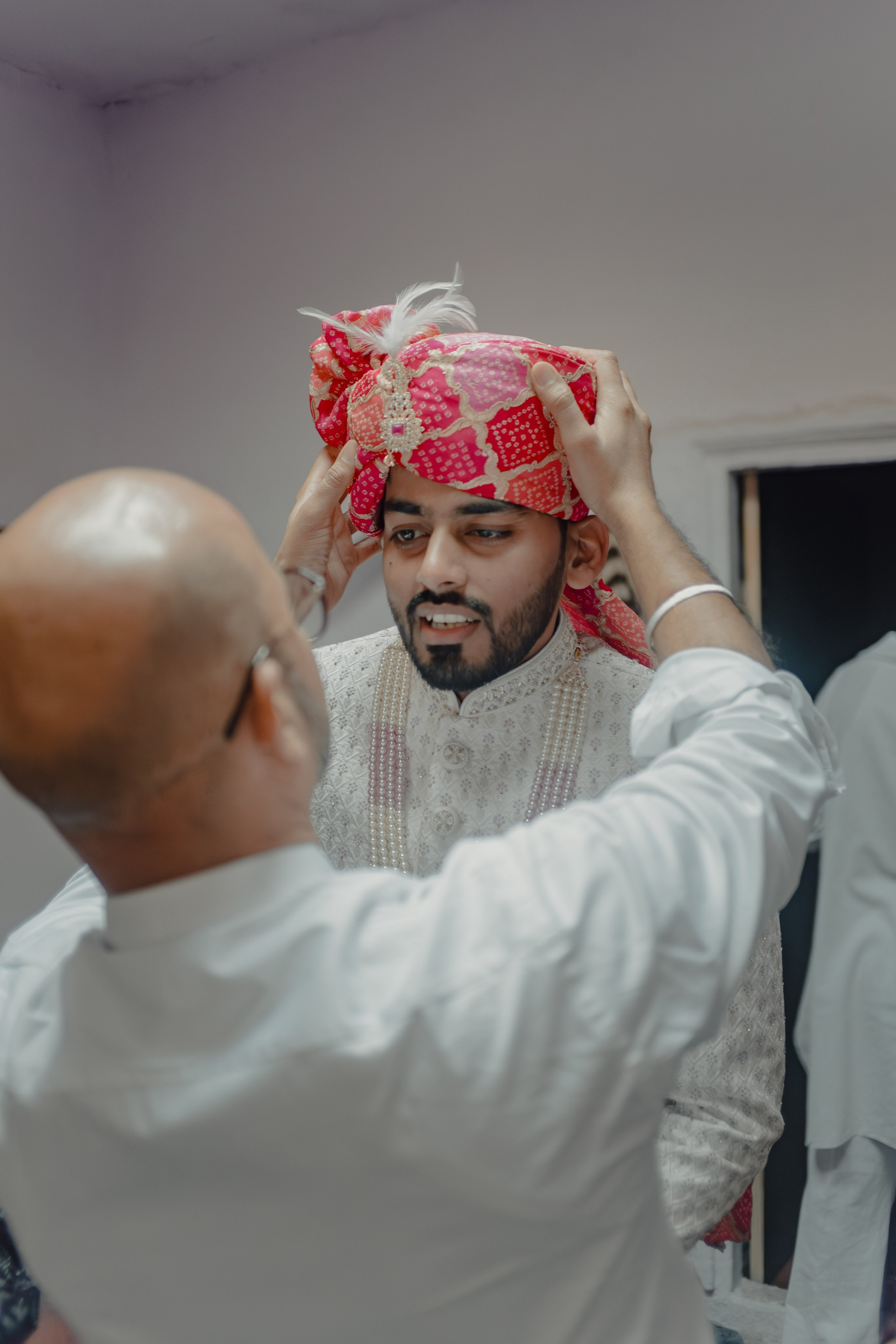 Parul & Sanjay. Wedding and Family photographer in india