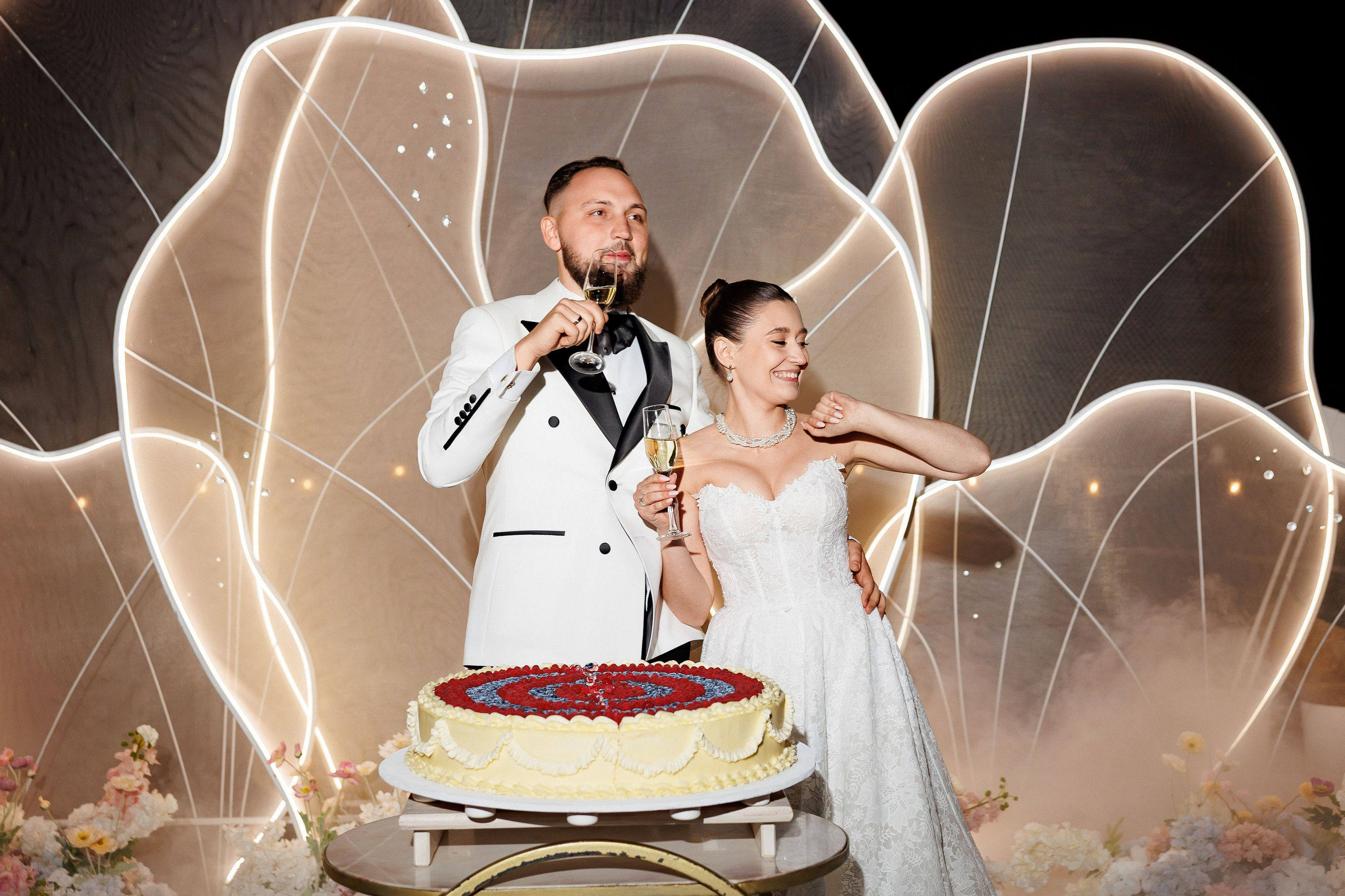 Florin & Corina — Complexul Turistic Costesti — Wedding Day. Servicii Foto și Video 067188353