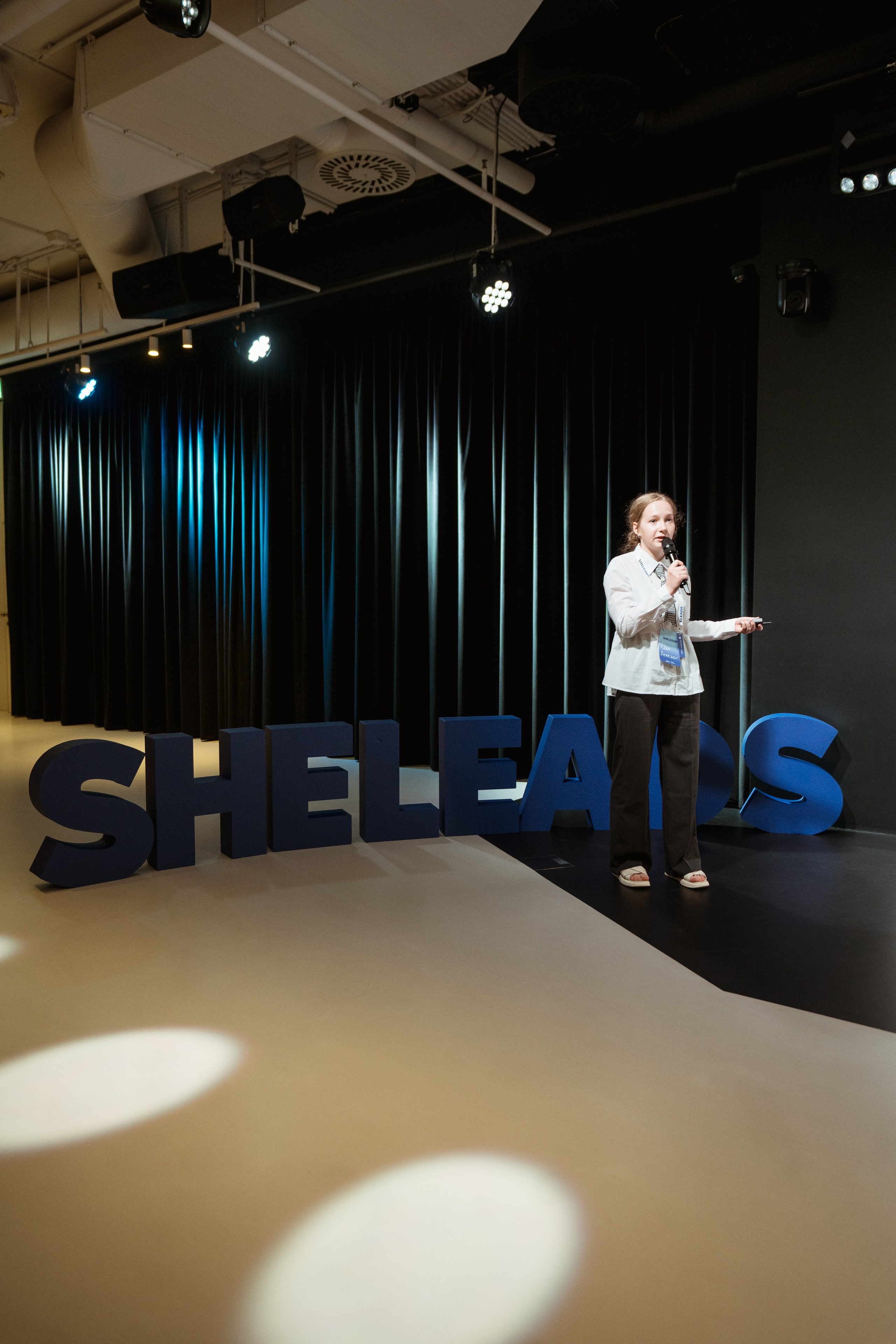 Sheleads Demo Day. Kostiantyn Holinchenko. Reportage and portrait photographer