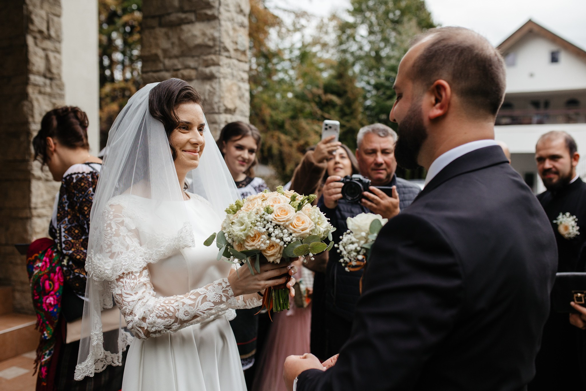 Nunta de Poveste la Sucevița: Cristi și Andreea. Servicii foto-video profesionale, pentru momente de neuitat