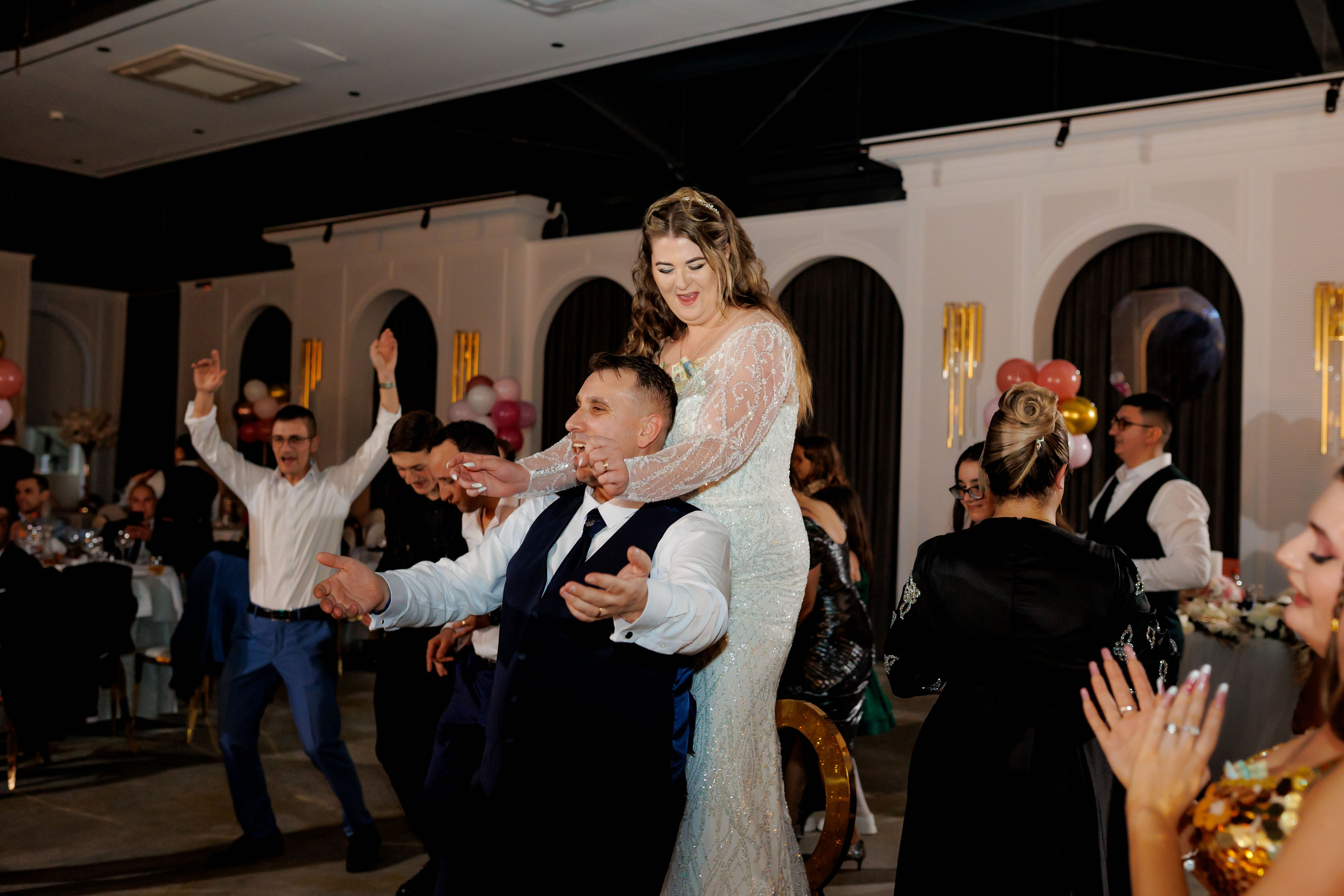 Povestea voastră, regizată de noi |Cristi Turculet Videograf Nuntă Suceava | wedding highlight. Servicii foto-video profesionale, pentru momente de neuitat