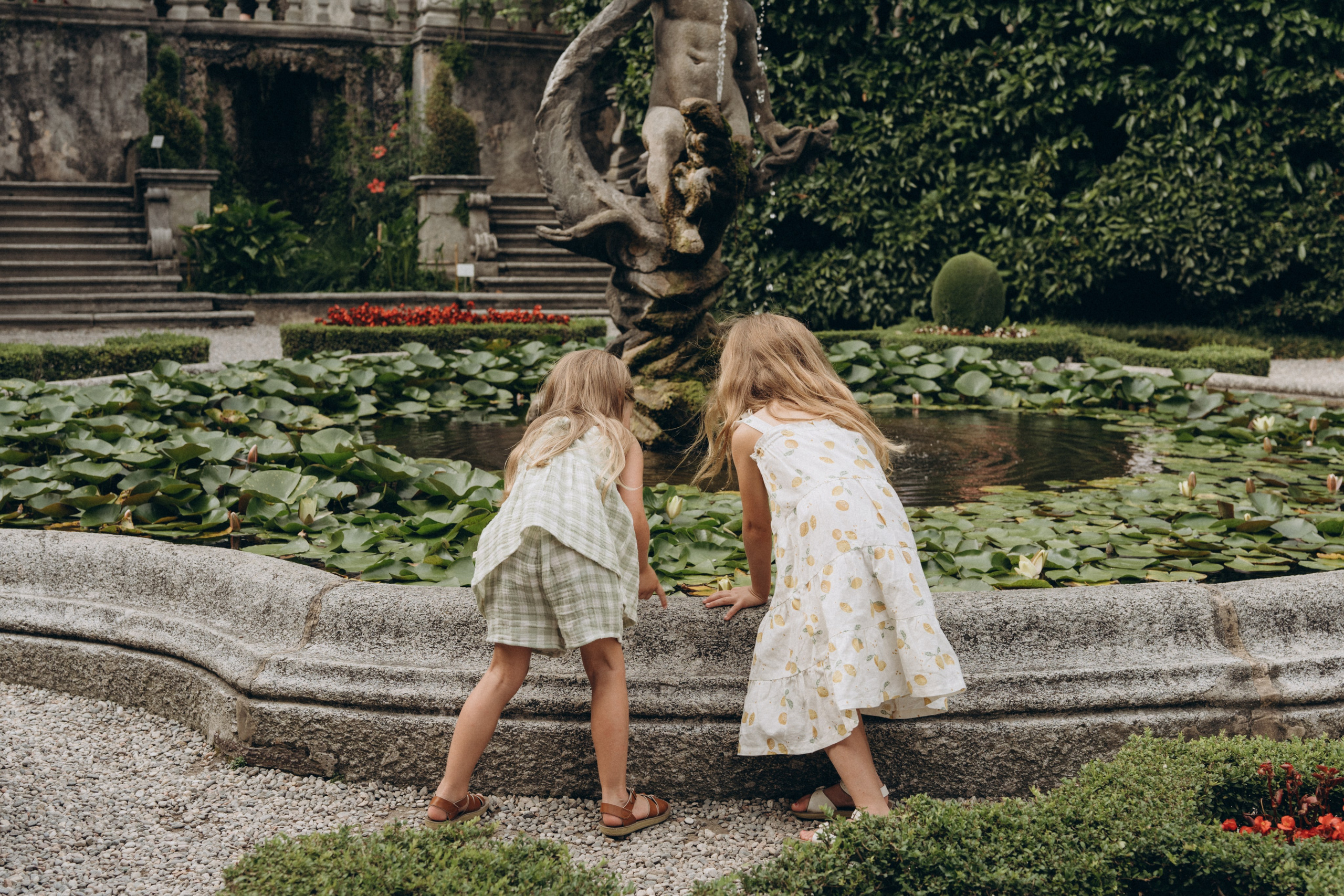 Family moments in Como Lake. PHOTOGRAPHER IN ITALY