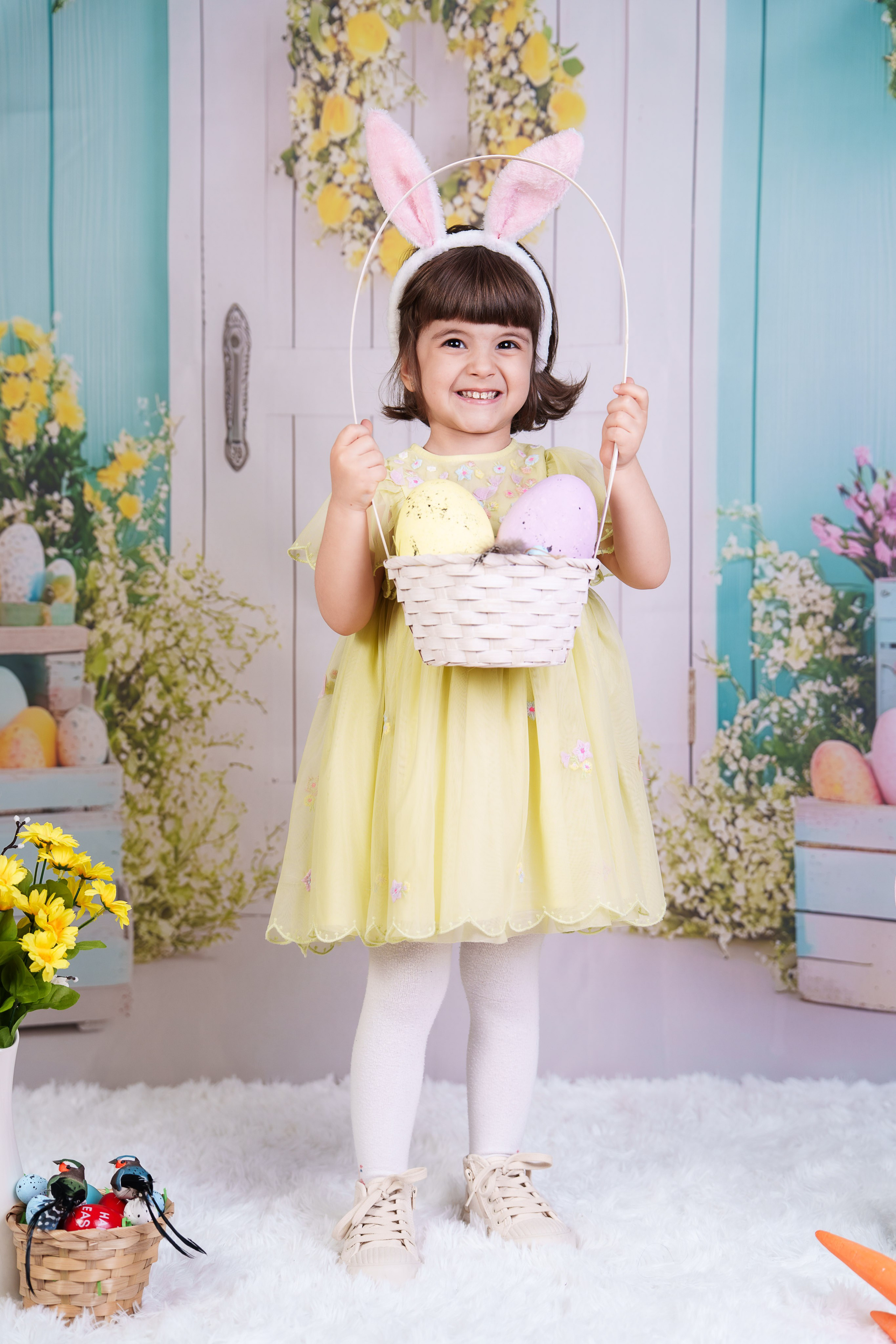 Sedinta foto Paste - Gradinita Miniterra. Liviu Andrei - Fotograf