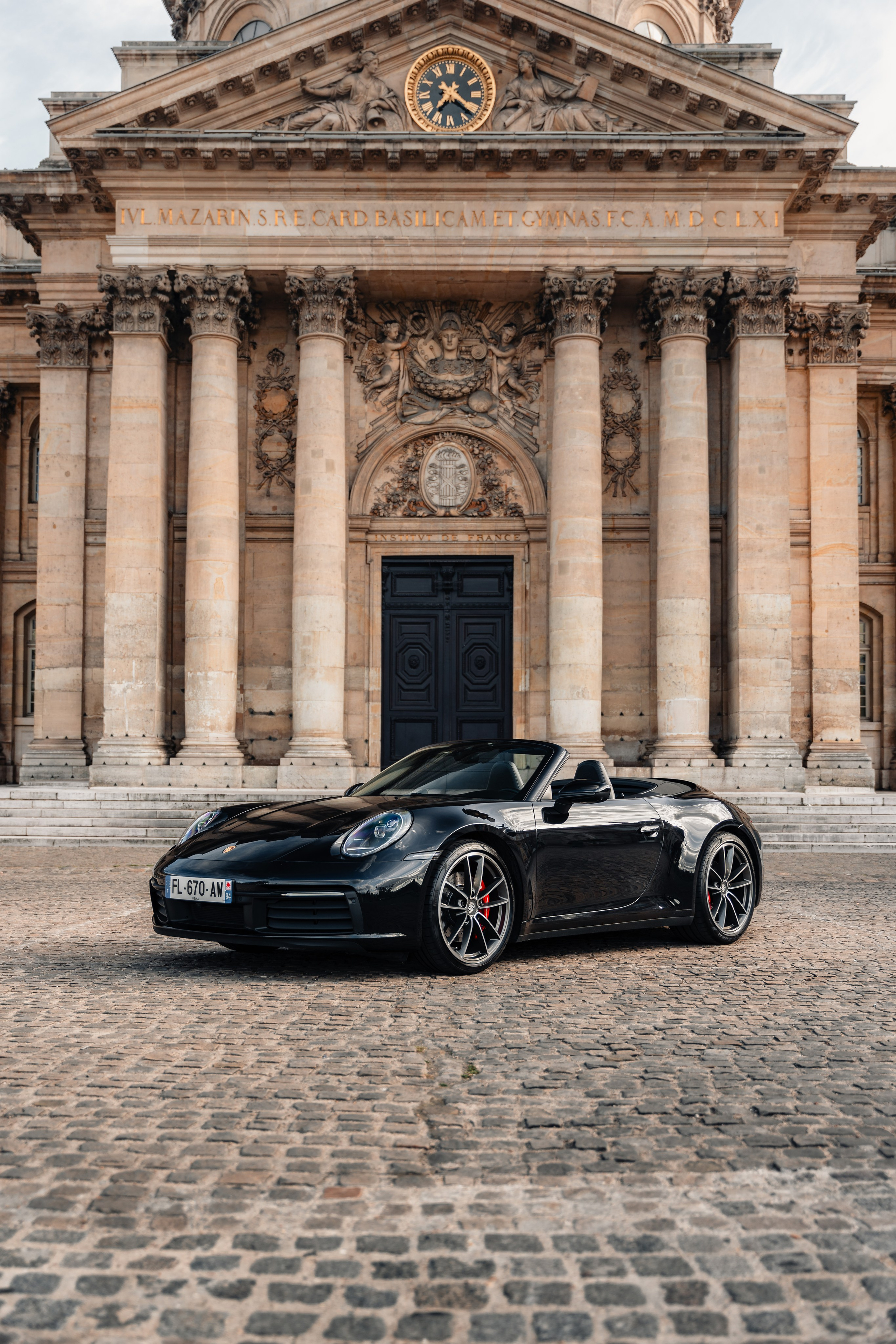 Porsche 911 Carrera 4 S Cabriolet. Photographer in Paris — Vitalii Motruk
